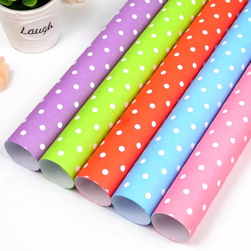 Gift wrapping paper: coated paper detail image 3