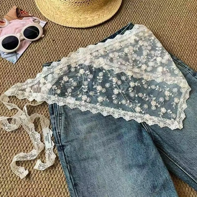 Fashionable clothing and accessories go well with other clothes and accessories detail image 7