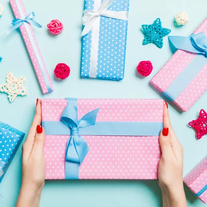 Gift wrapping paper: coated paper Application Scenario