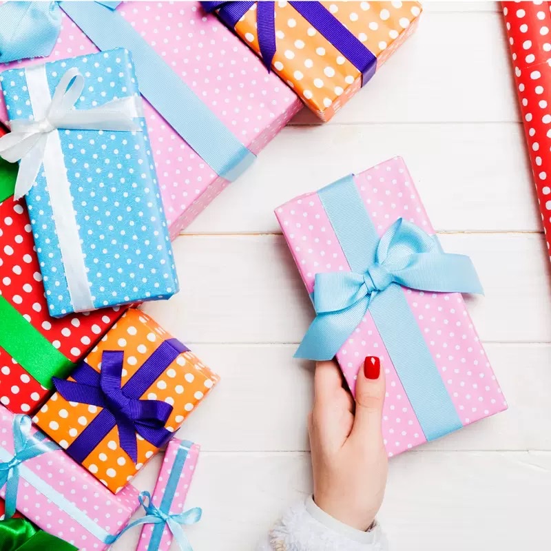 Gift wrapping paper: coated paper detail image 4