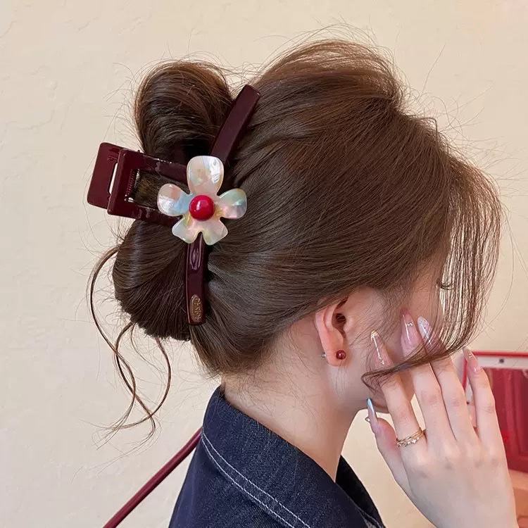 幻彩花朵~抓夹女头发鲨鱼夹独特漂亮发夹2026新款高级感大号发夹发夹发饰 Application Scenario