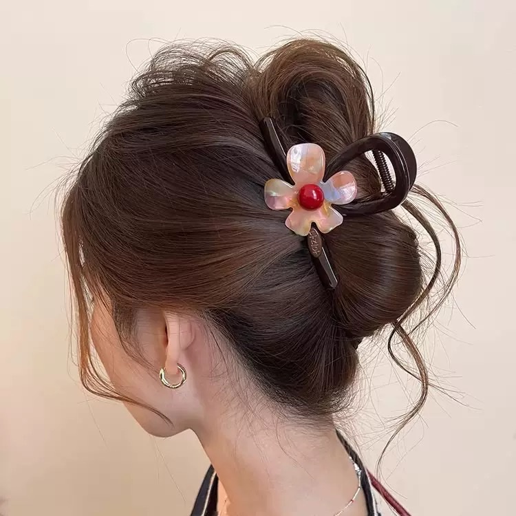 幻彩花朵~抓夹女头发鲨鱼夹独特漂亮发夹2026新款高级感大号发夹发夹发饰 detail image 6