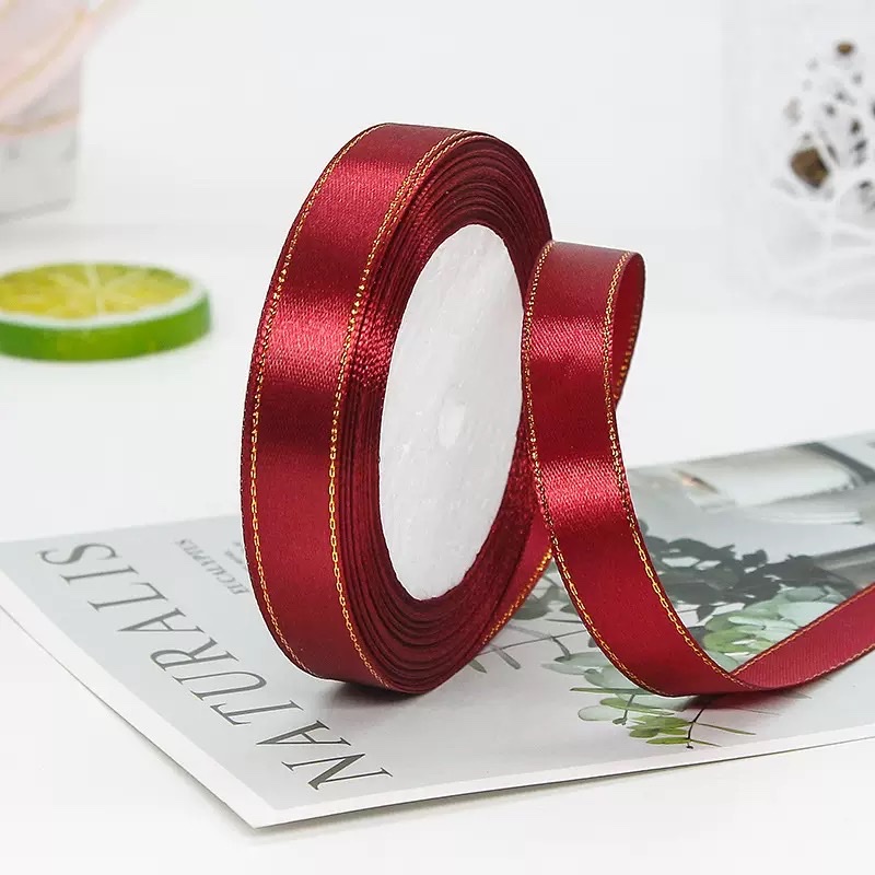Gold-rimmed ribbon detail image 3