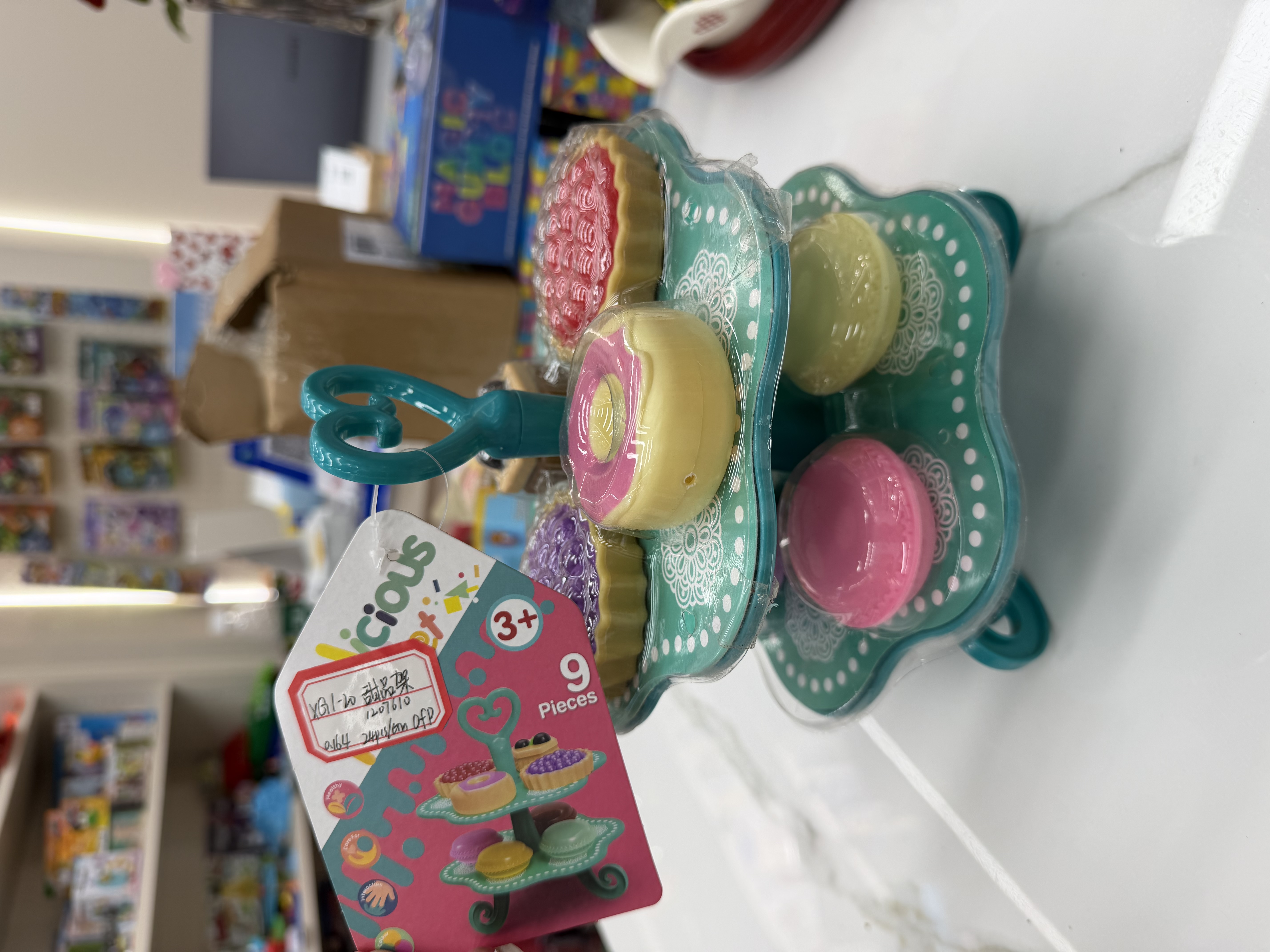 Safe and environmentally friendly role-playing toys for children, kitchen and dining room sets Specification image