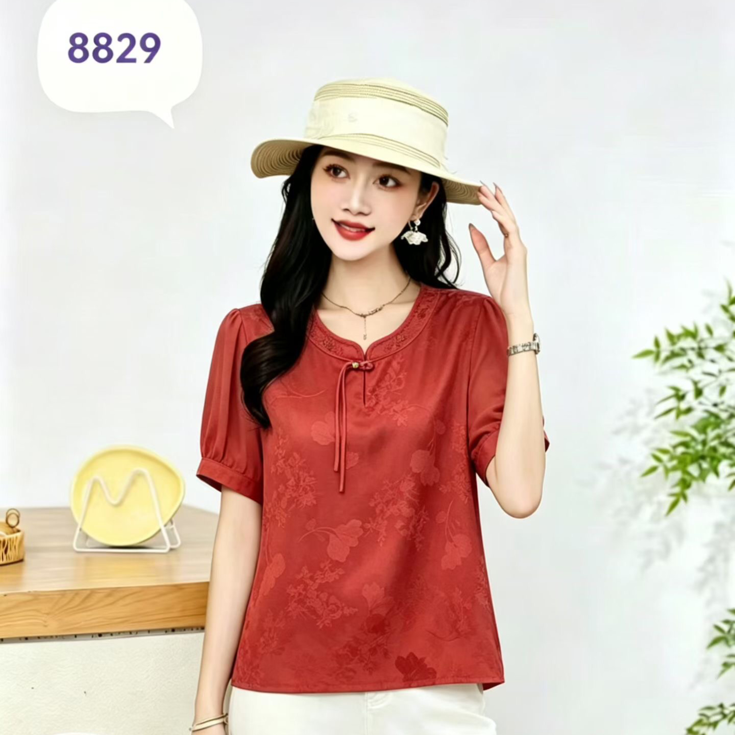 Red printed short-sleeved top for women, a fashionable and casual Chinese style top for the elderly in summer