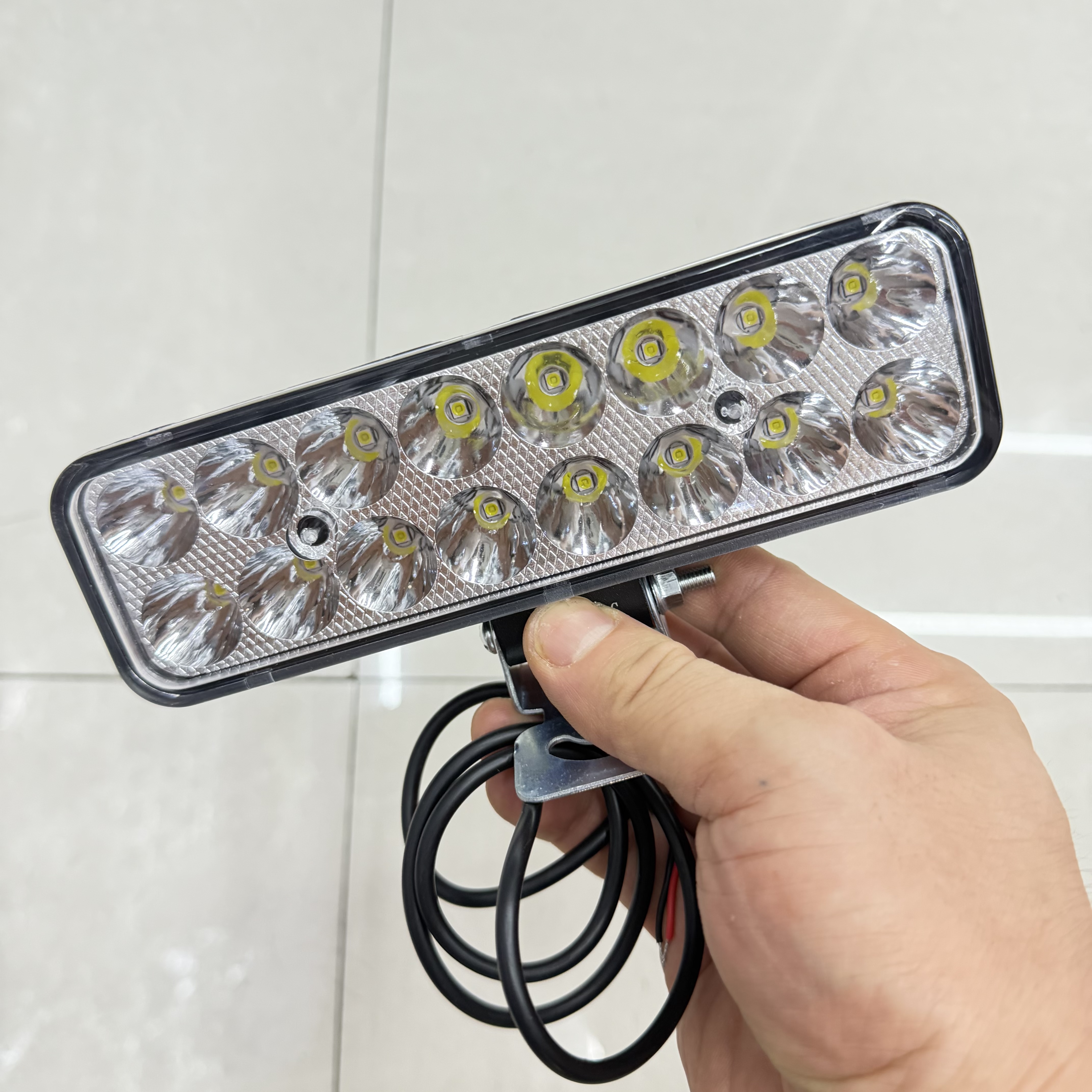 电动摩托车灯改外置 超亮12v60V三轮电瓶车强光LED大灯流氓射灯