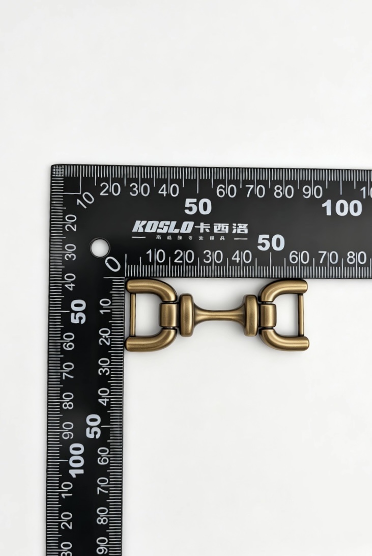 Metal chain decorative buckles, shoe buckles, premium buckles, bag buckles, fashionable buckles Item Picture
