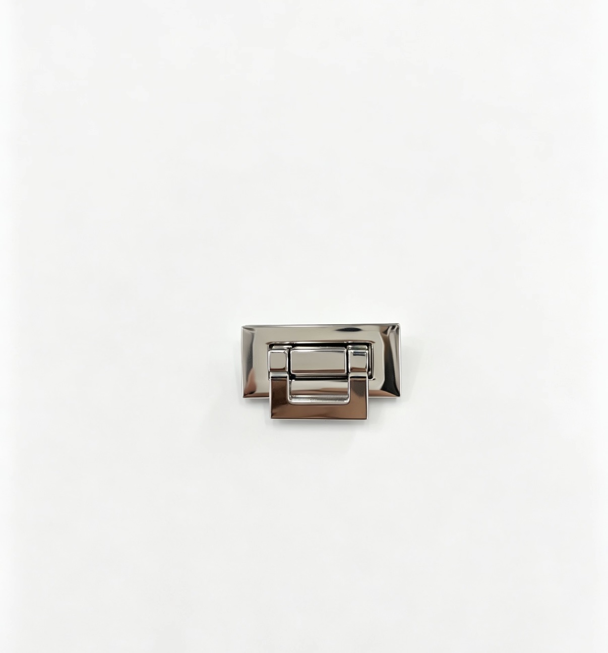 Exquisite and fashionable women's bag lock, bag buckle, premium buckle, hardware bag buckle Application Scenario