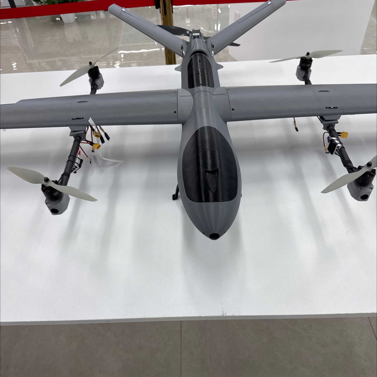 The EAGLE-863-10 long-range quadcopter cruise aircraft is autonomous detail image 4