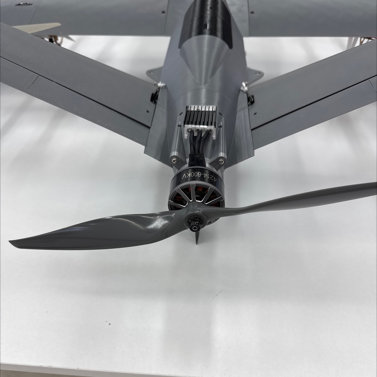The EAGLE-863-10 long-range quadcopter cruise aircraft is autonomous Item Picture