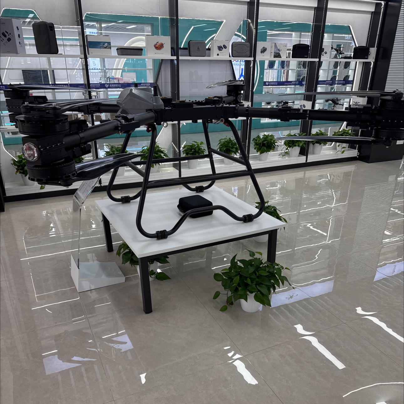 The intelligent logistics unmanned aerial vehicle EAGLE-350-HQ is an intelligent high-load unmanned aerial vehicle details Picture