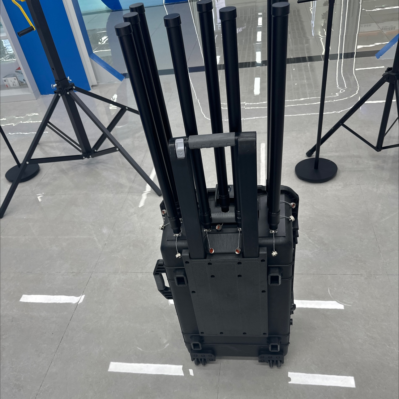 The Beidou high-precision GPS positioning system communication equipment supports multi-mode satellite navigation Specification image