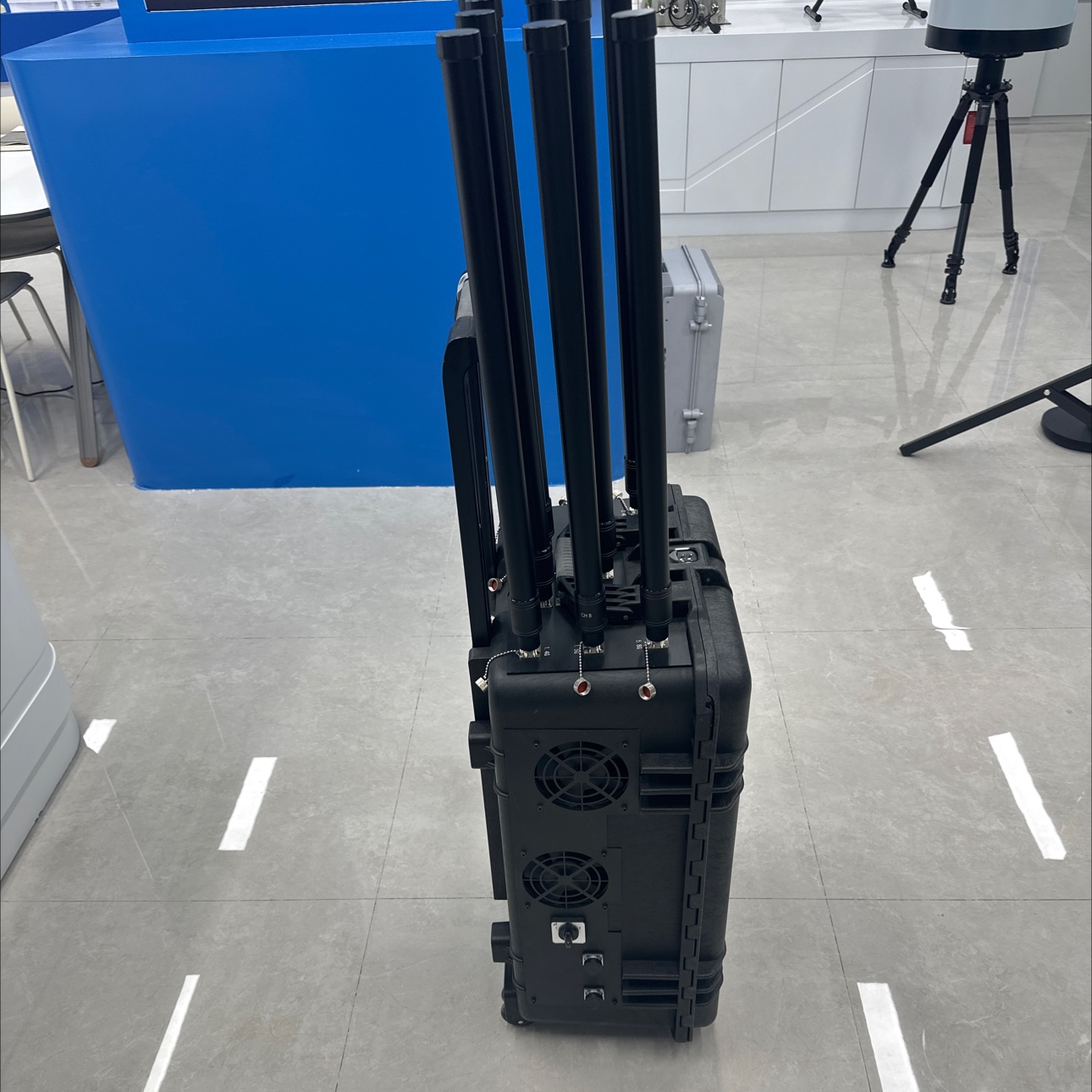 The Beidou high-precision GPS positioning system communication equipment supports multi-mode satellite navigation details Picture