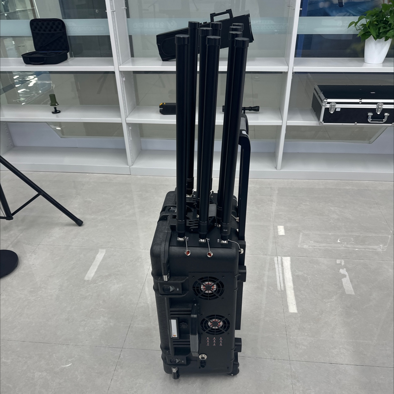 The Beidou high-precision GPS positioning system communication equipment supports multi-mode satellite navigation Application Scenario