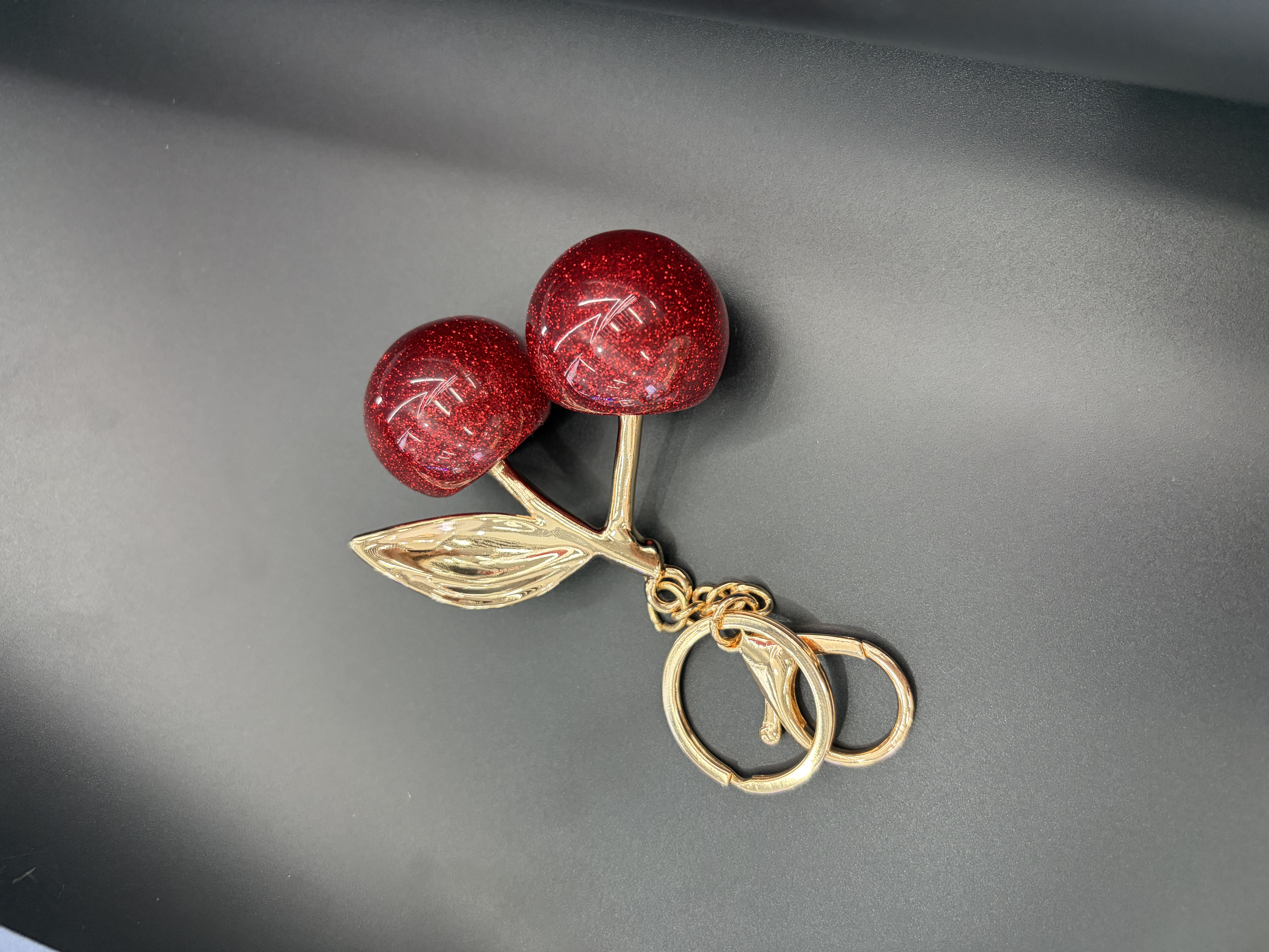 DIY handcrafted decorative accessories, clothing accessories, luggage accessories, pendants, apple pendants detail image 2