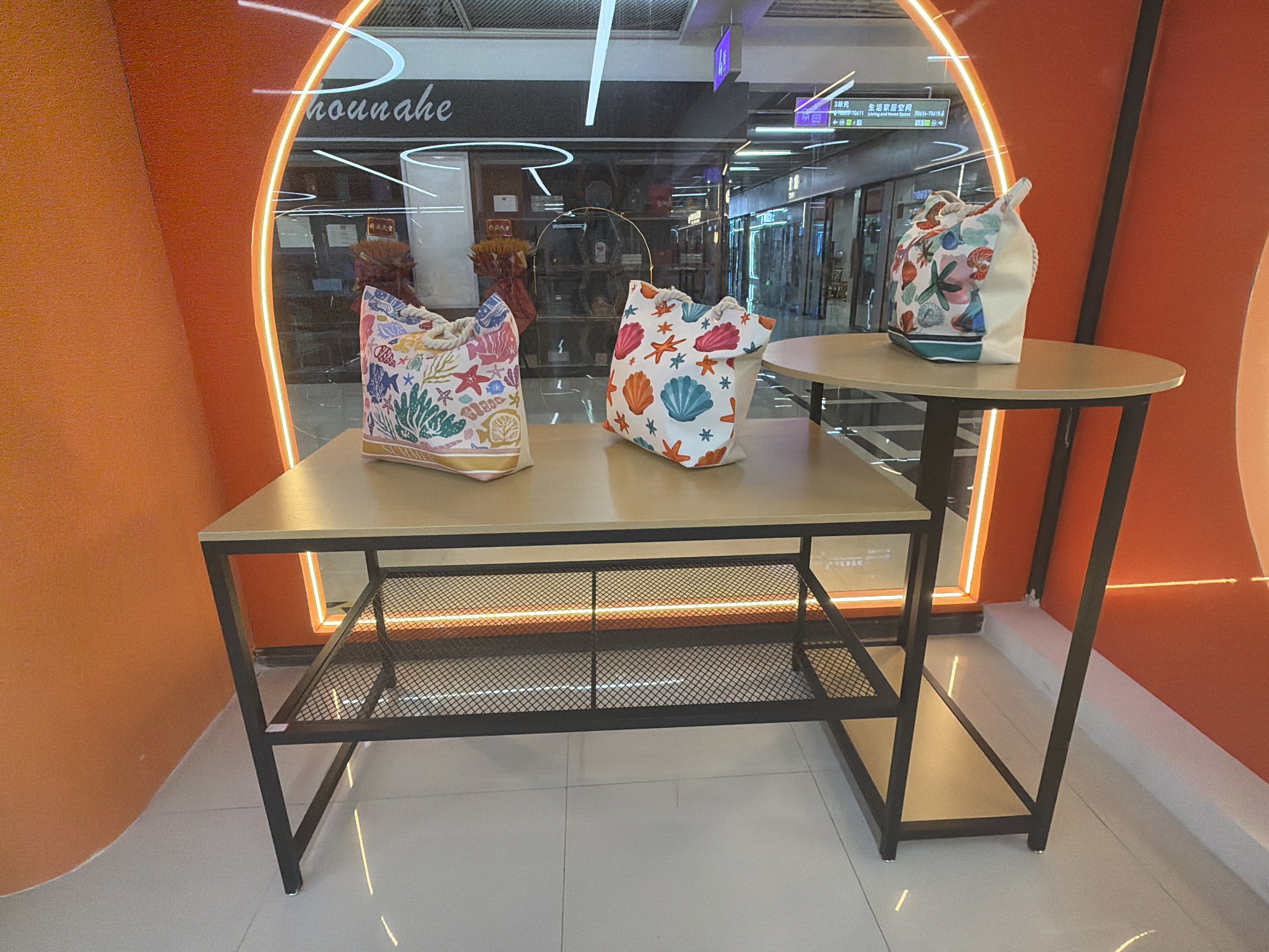 Multi-functional two-in-one high and low combination table Item Picture