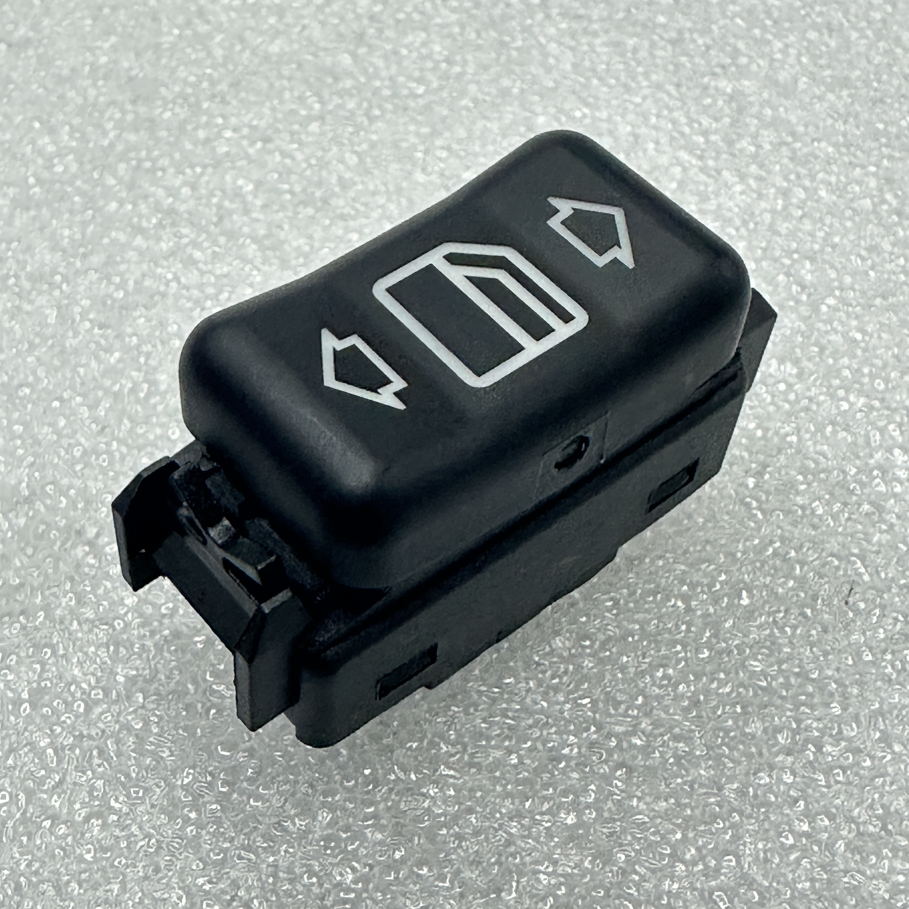 Mercedes-benz accessories are suitable for the glass lift switch of Mercedes-Benz cars 1248204610 full image