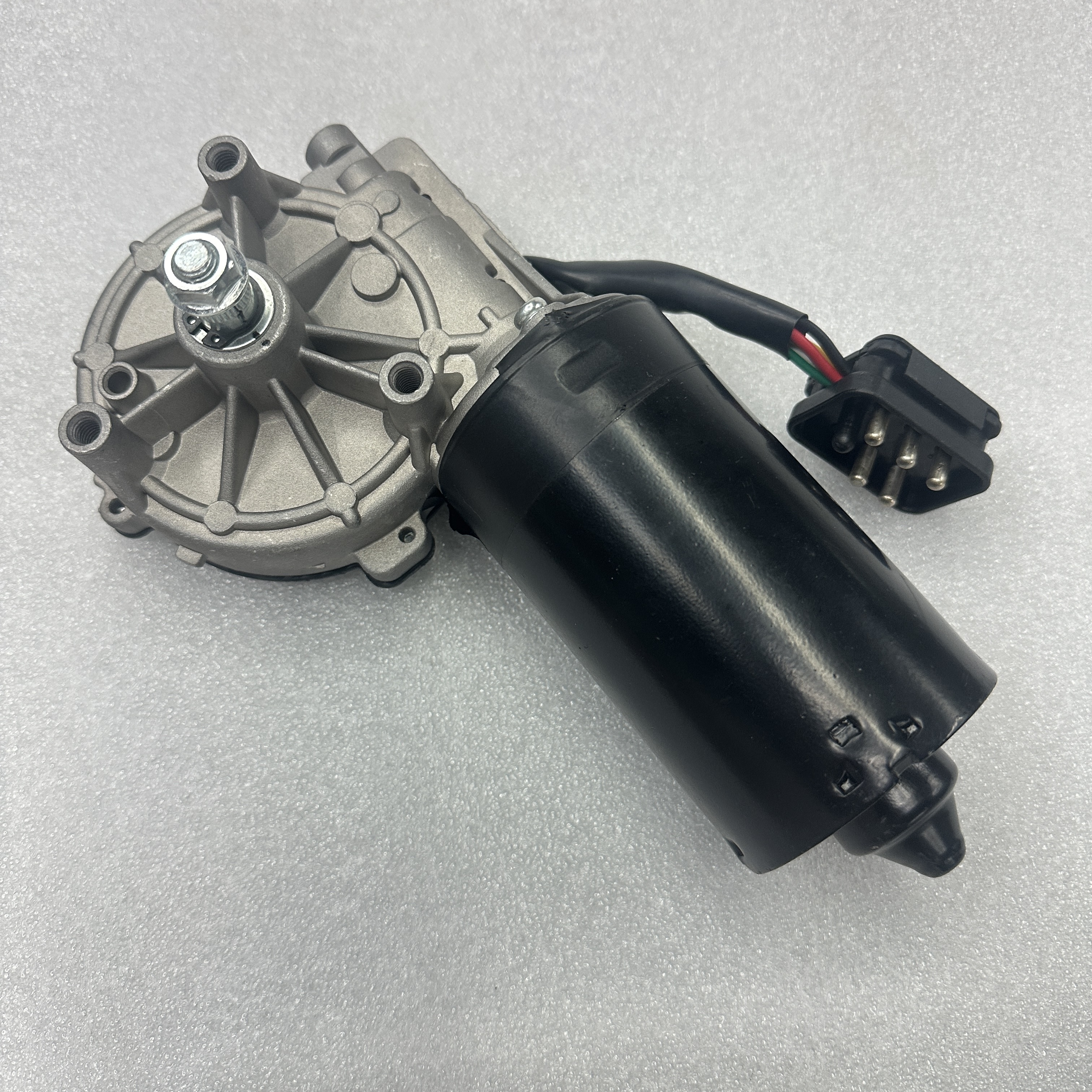 Mercedes-benz accessories are suitable for the front windshield wiper motor of Mercedes-Benz small cars. 1248200708 details Picture