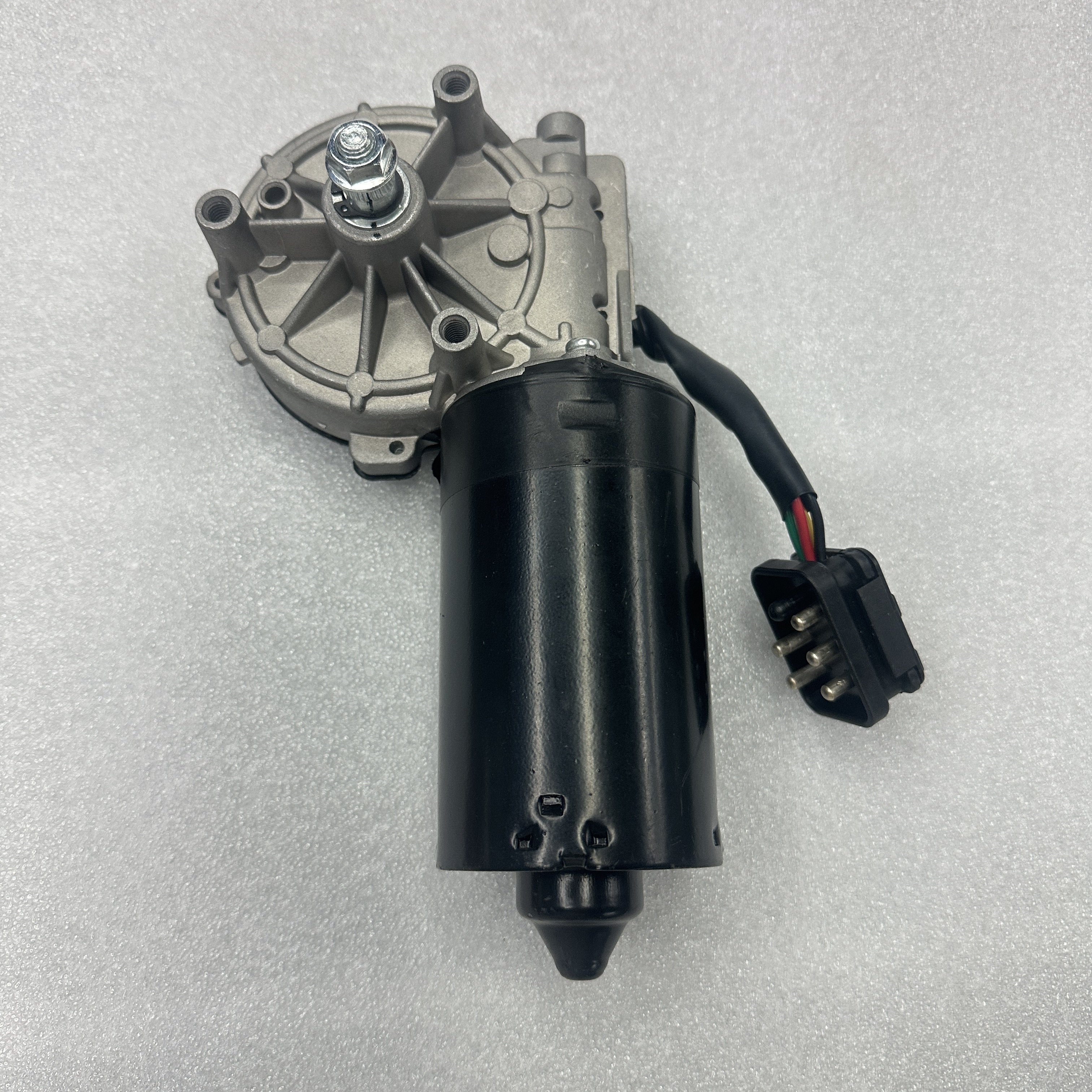 Mercedes-benz accessories are suitable for the front windshield wiper motor of Mercedes-Benz small cars. 1248200708 Application Scenario