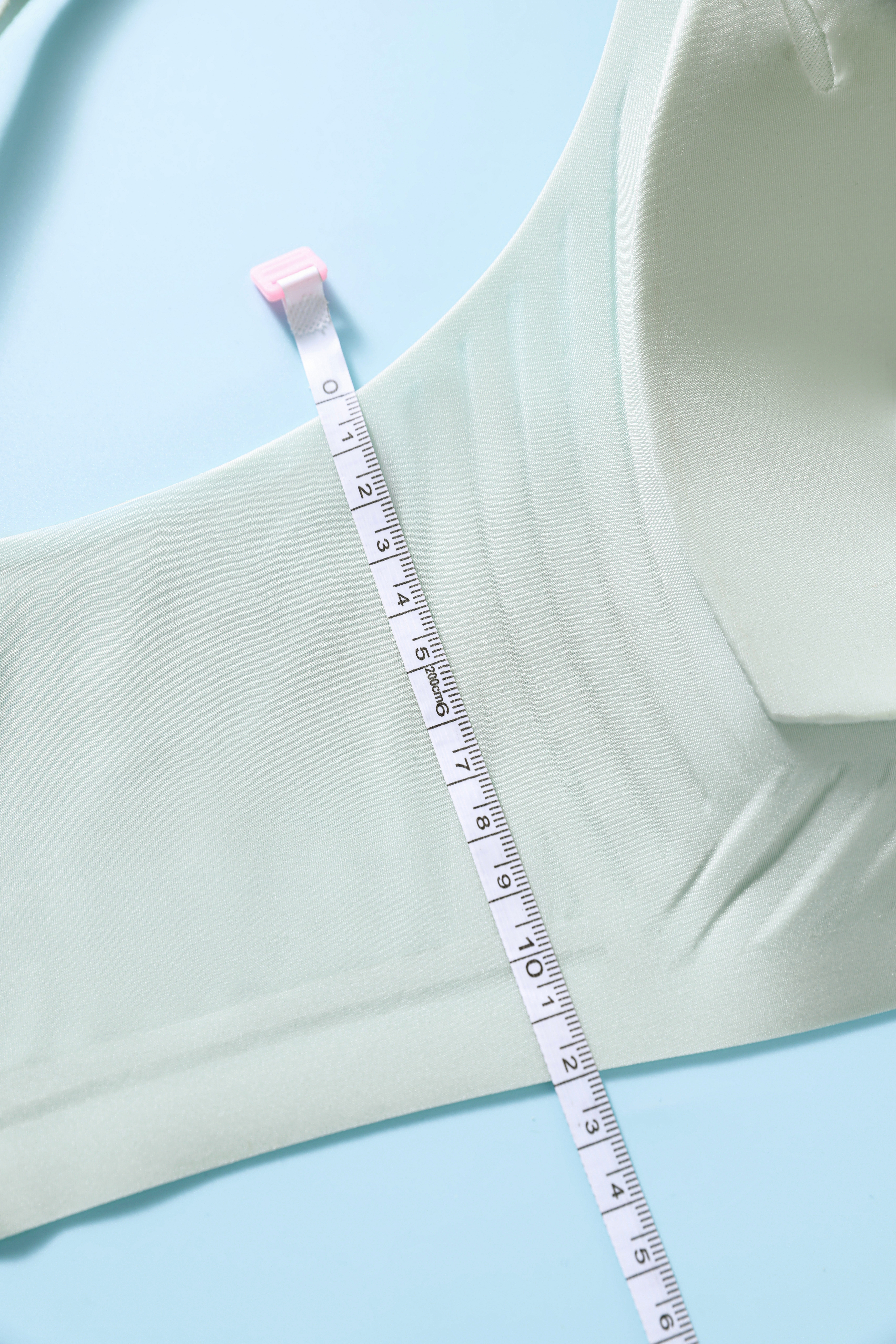 Ice silk traceless bra, women's underwear, jelly strip, soft support, fixed cup, breathable hole cup, thin design, gathering to prevent sagging detail image 10