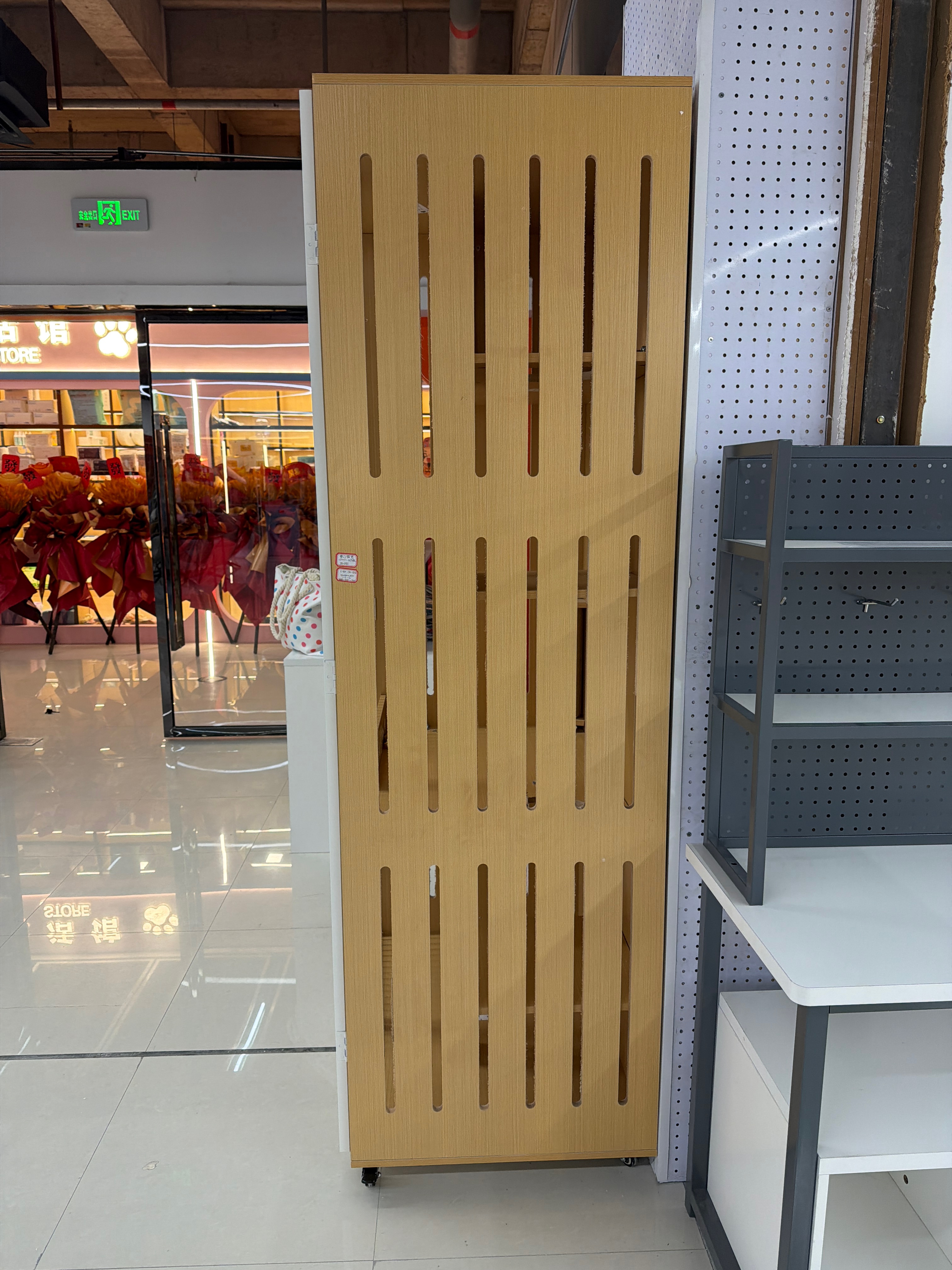 High-door cat cages, iron-wood eco-friendly board cat houses, multi-cat metal grid doors with breathable and eco-friendly board sides, multi-layer cat cage houses, custom-made cat cages for the entire house Specification image