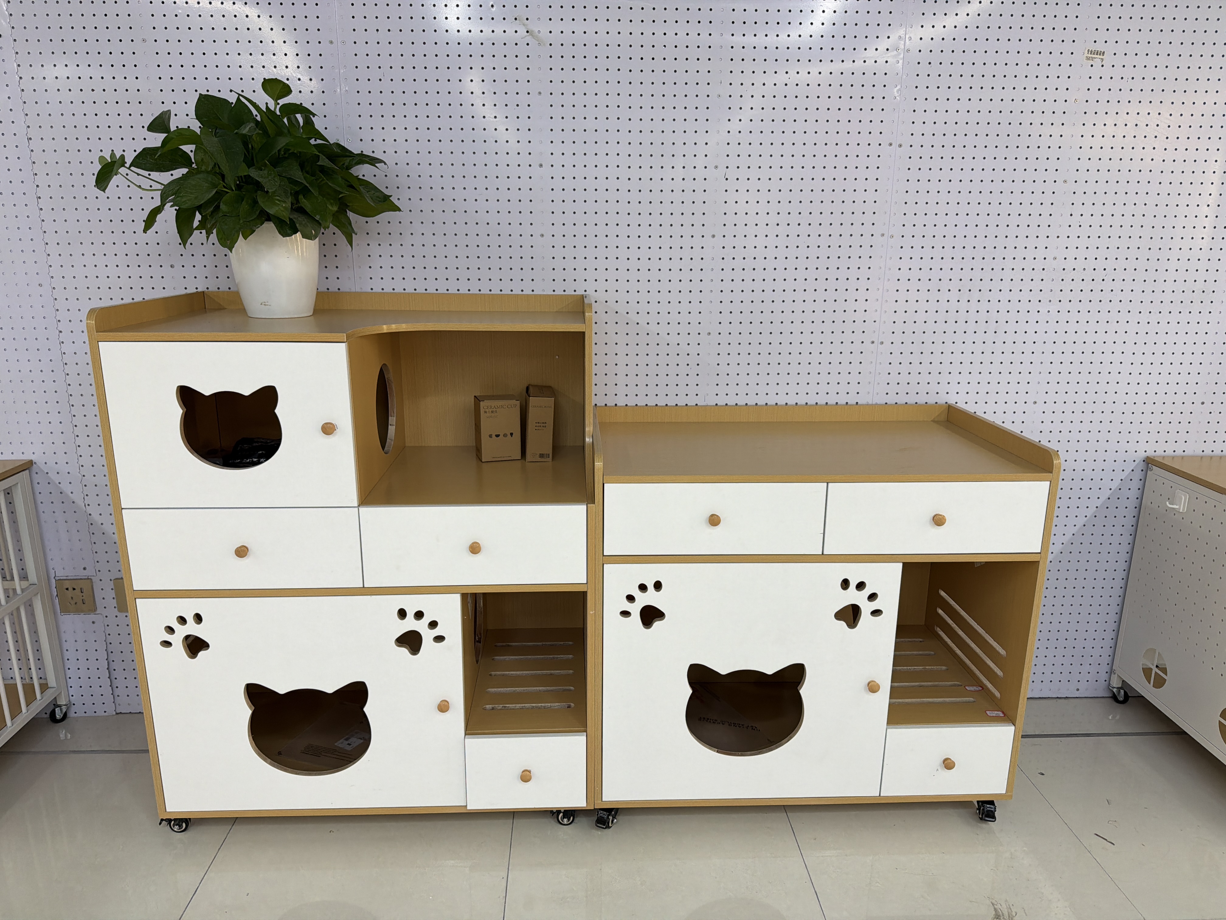 Cat pet multi-layer cabinet, custom cat house, custom cat house with home environmental protection board, mobile cat house with drawer and wheel, multi-cat rest small cabinet, home cat pet small cabinet, super large space breathable pet cat cabinet detail image 5