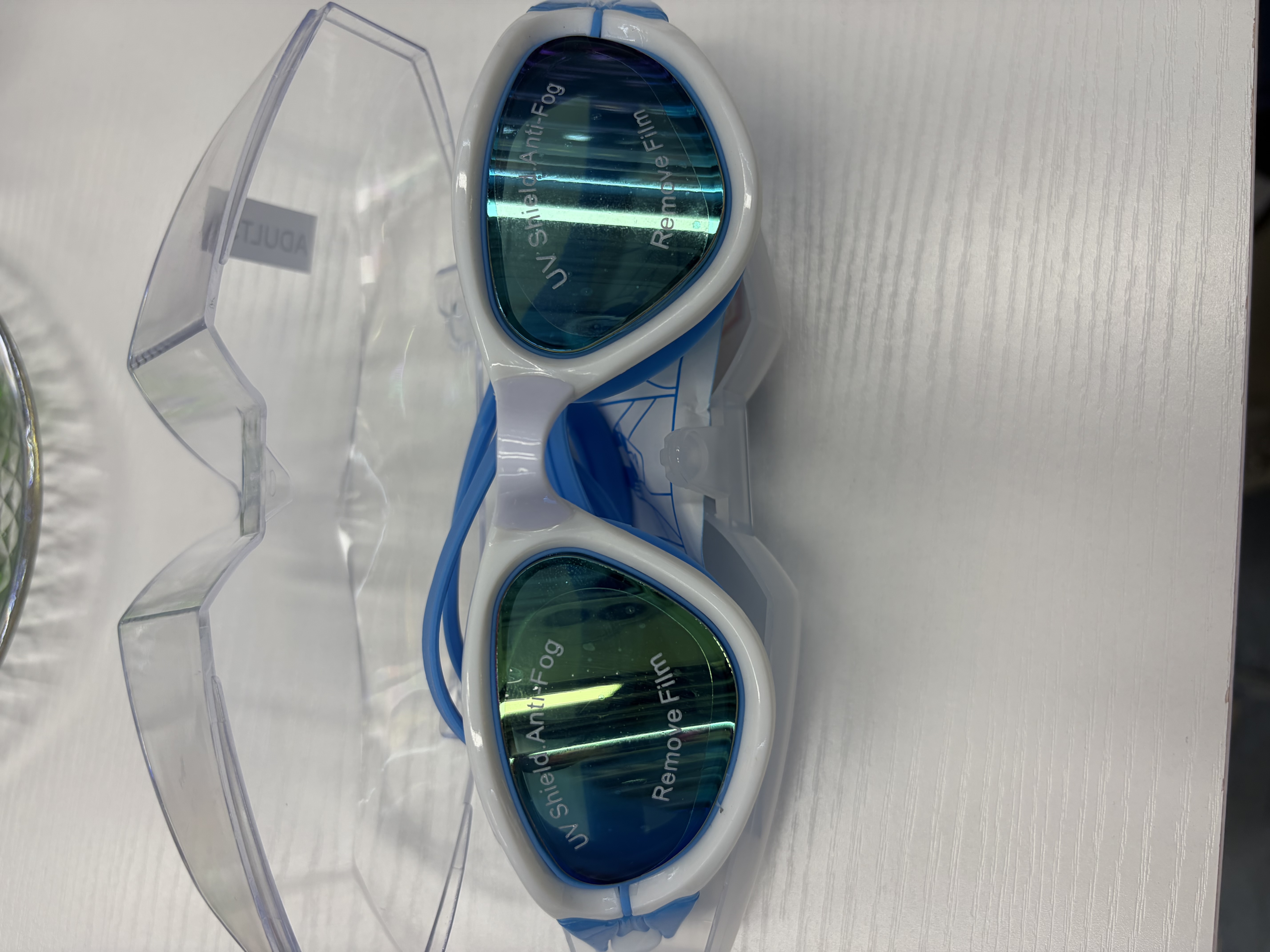 Blue and white high-definition anti-fog swimming goggles for both men and women, comfortable and snug swimming goggles detail image 1