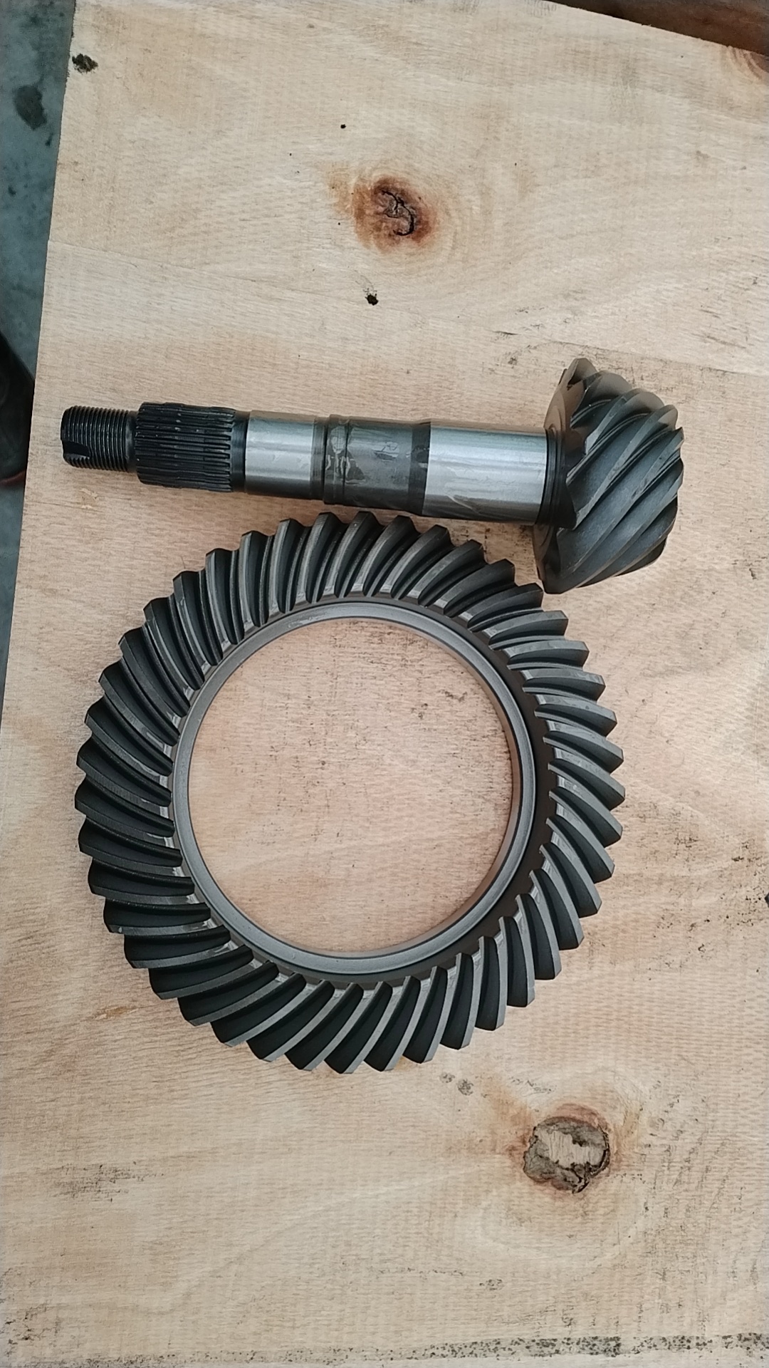 Spiral Bevel GearTOYOTA HILUX 11:43 RR rear-axle 海拉克斯 后桥螺旋锥齿产品图