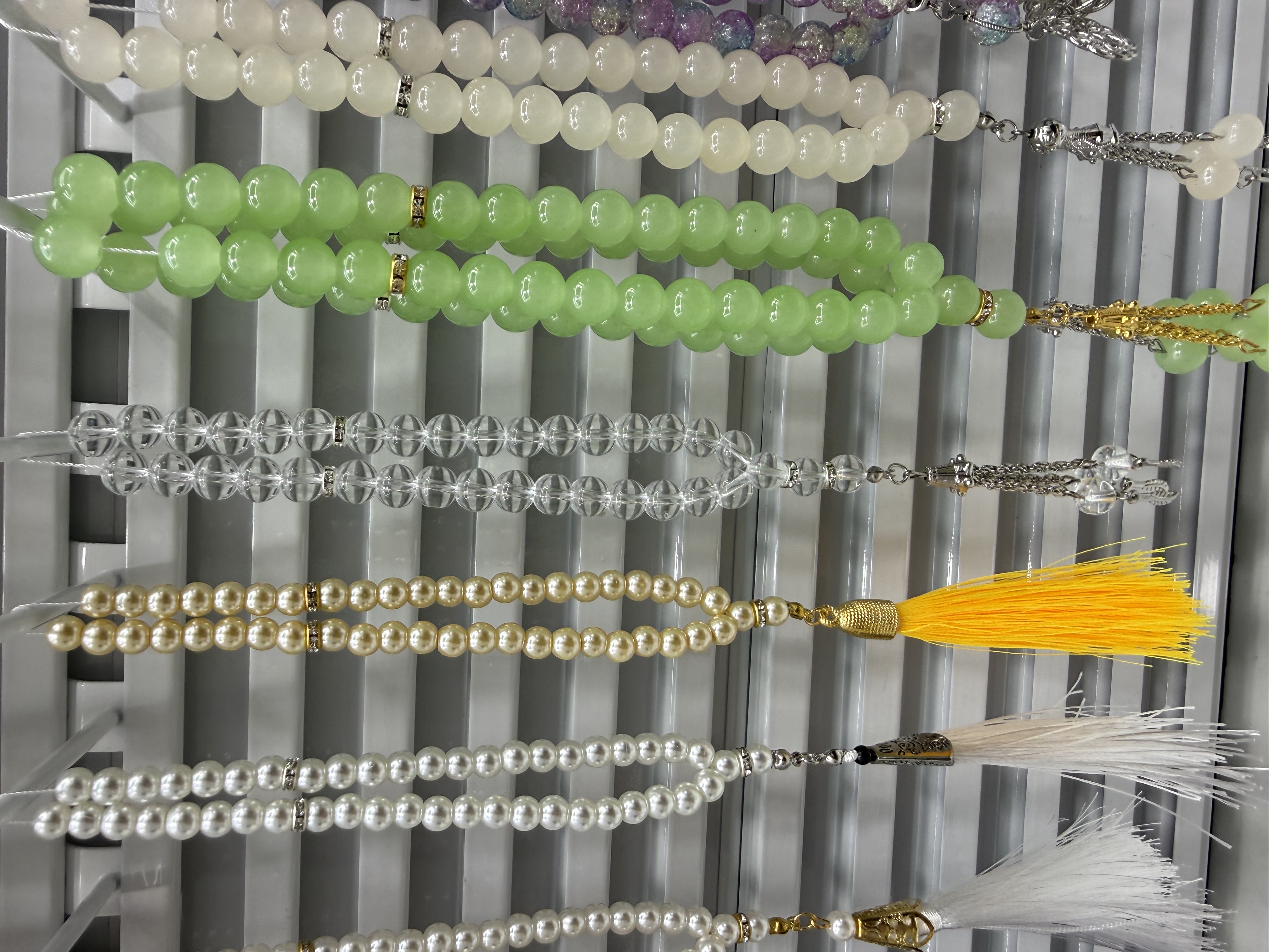 33 transparent glass Muslim prayer beads, alloy whisk tips, fifty to twelve per piece. The price is the unit price Specification image