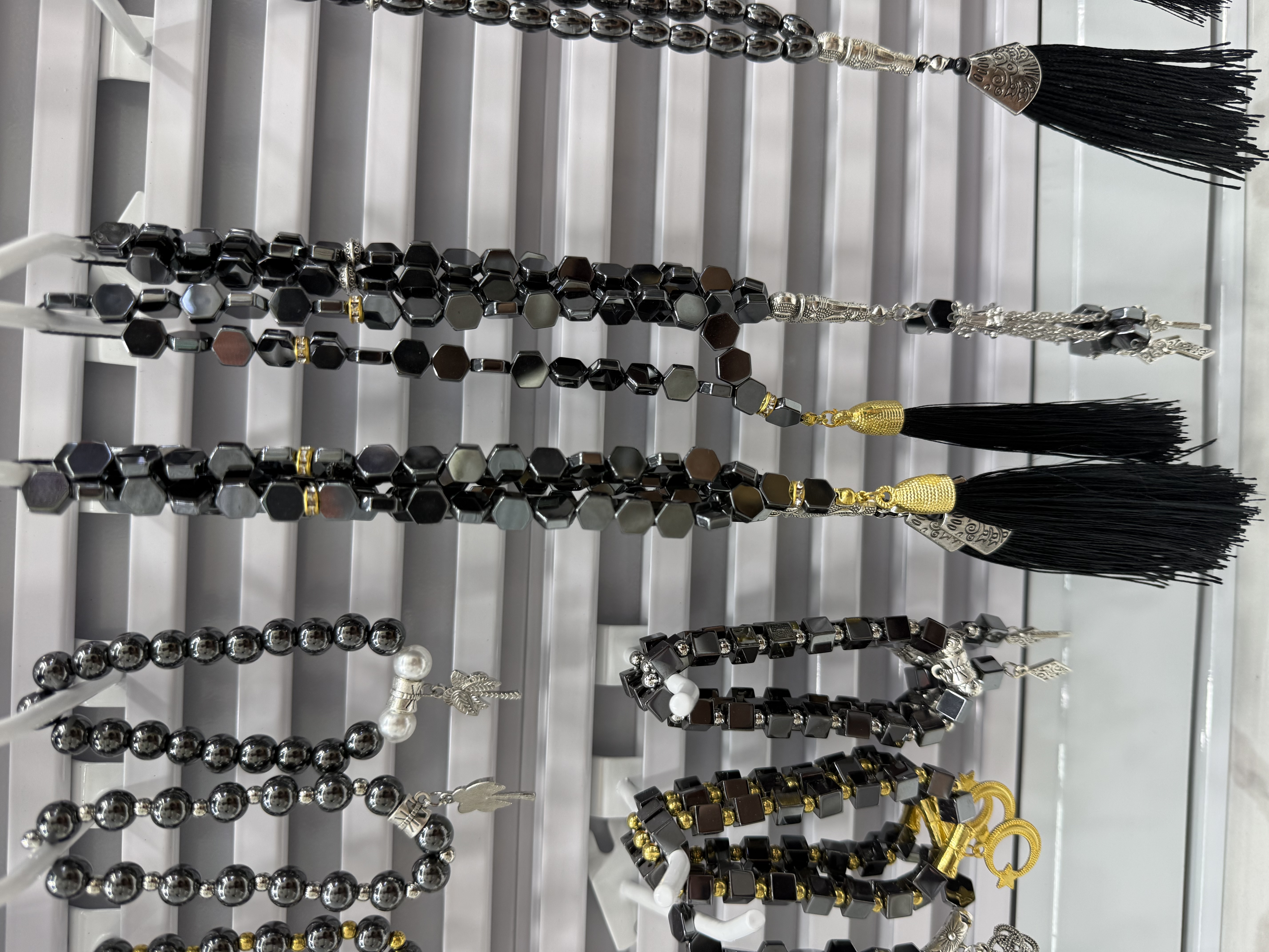 33 Muslim black gallstone prayer bead thread tips, 50 dozen per piece, 12 dozen per piece. The price is for individual pieces Specification image