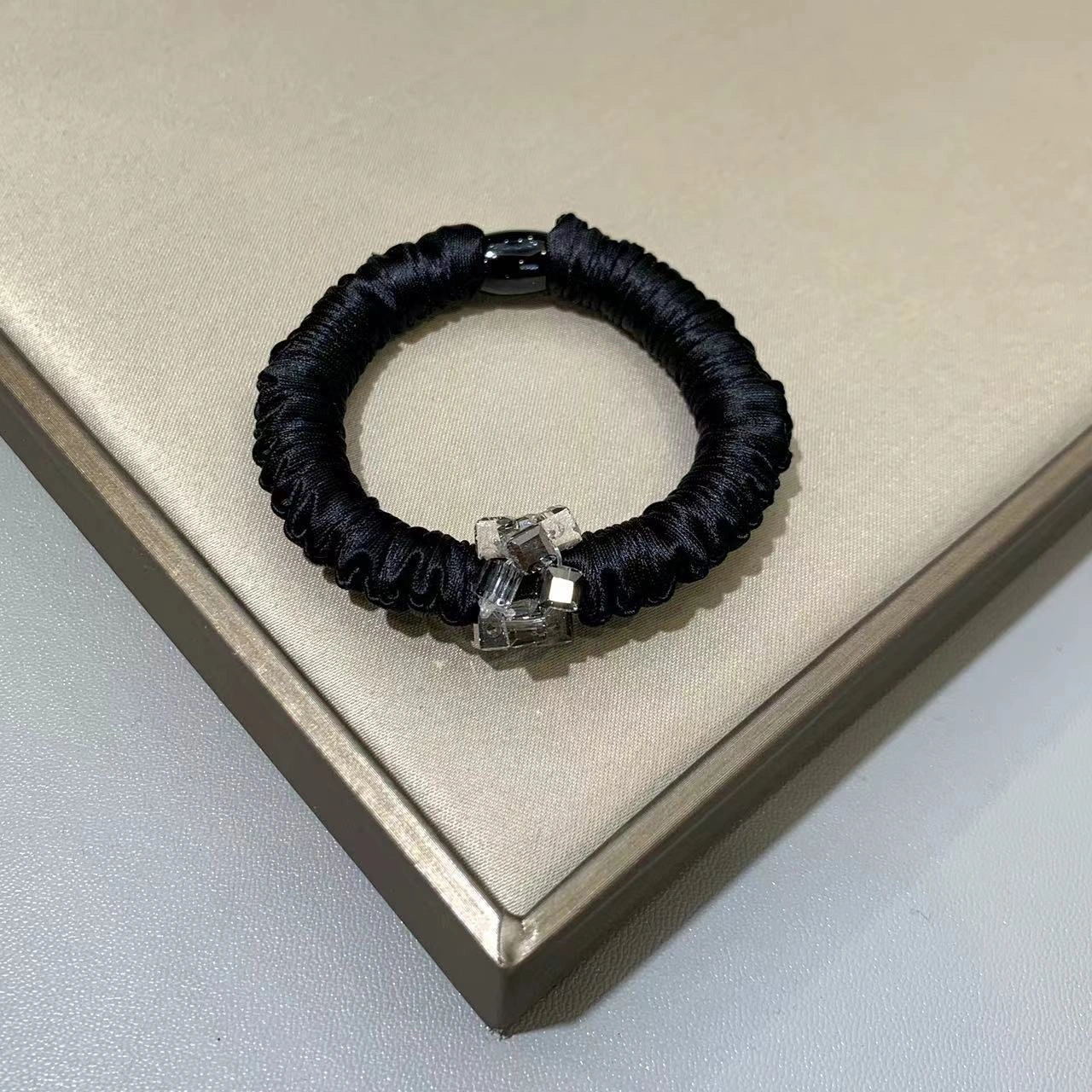 New high-end Korean version facial mask, crystal ring, small intestine hair band, ponytail, hair band, hair accessory detail image 6