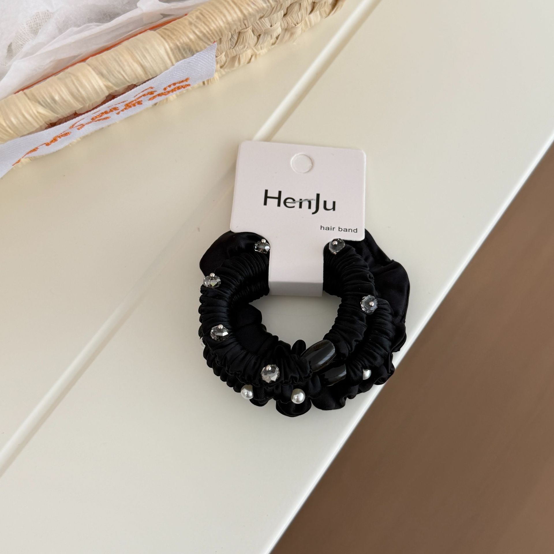 New mask satin crystal heavy industry small hair band, simple and versatile hair tie, high-elasticity ponytail ball hair tie and hair accessory. detail image 9