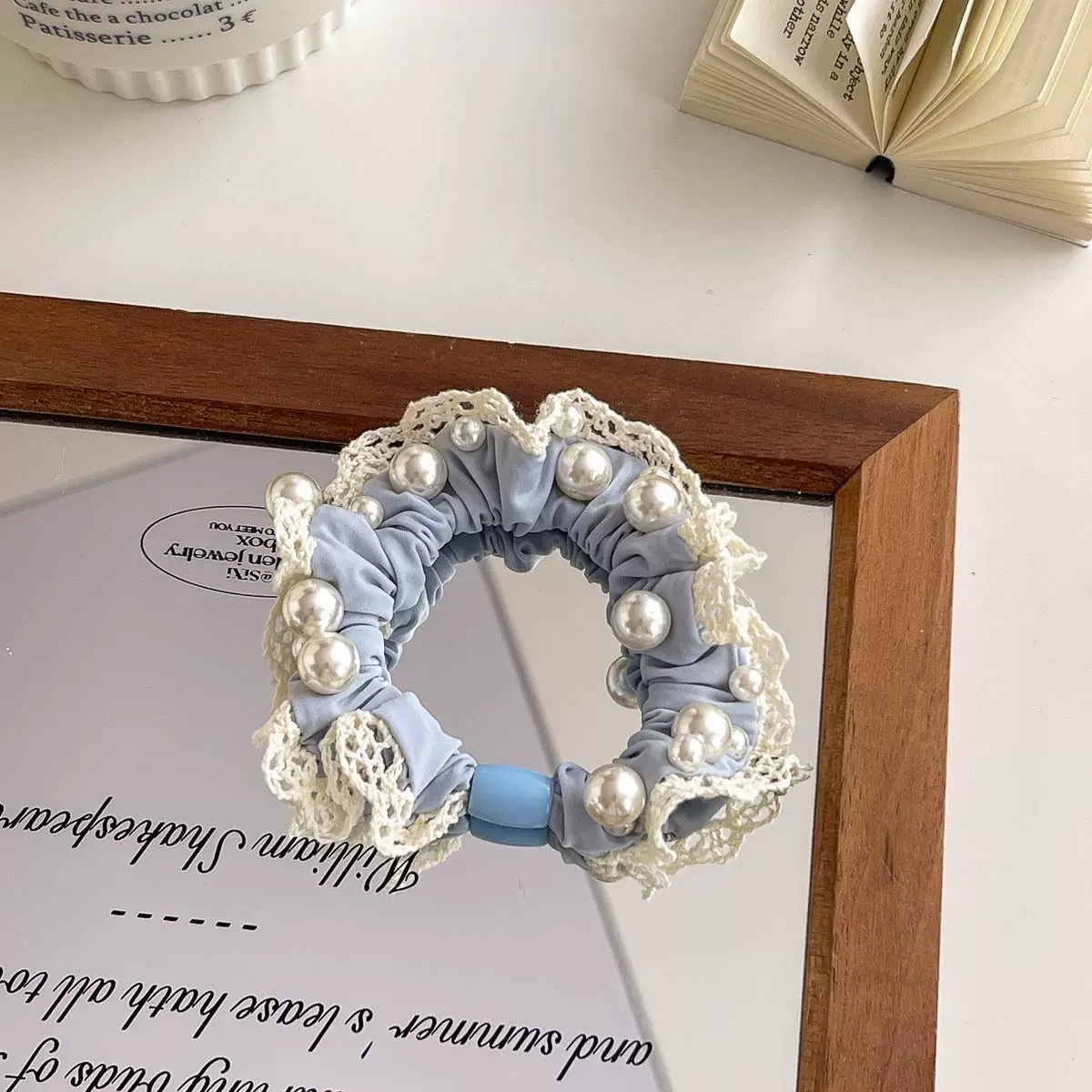 Korean-style gentle and versatile hair bands with high elasticity that won't damage hair, small intestine satin soft hair ties, leather bands, and a high-end thick hair tie detail image 2