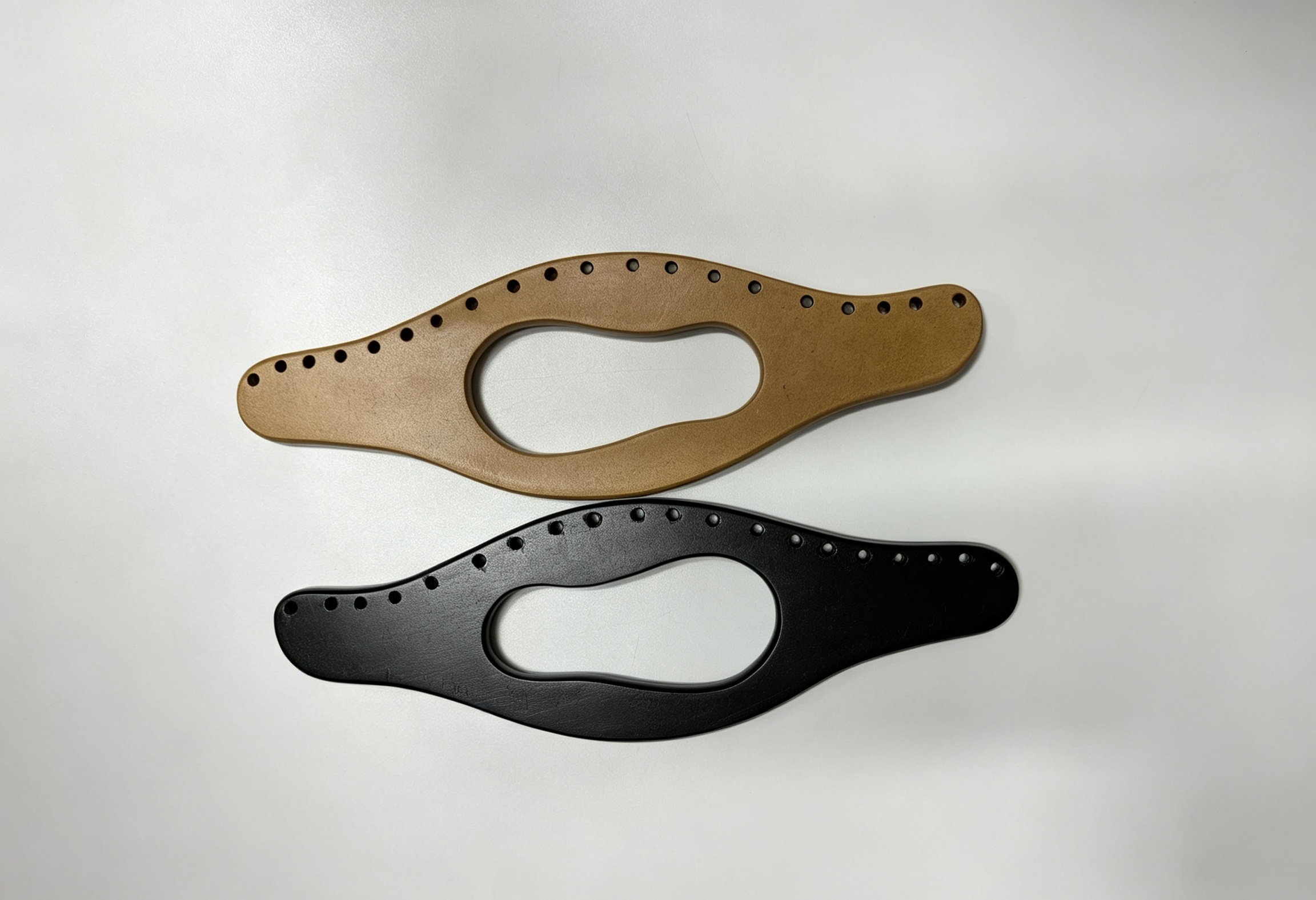 Wooden handle for luggage