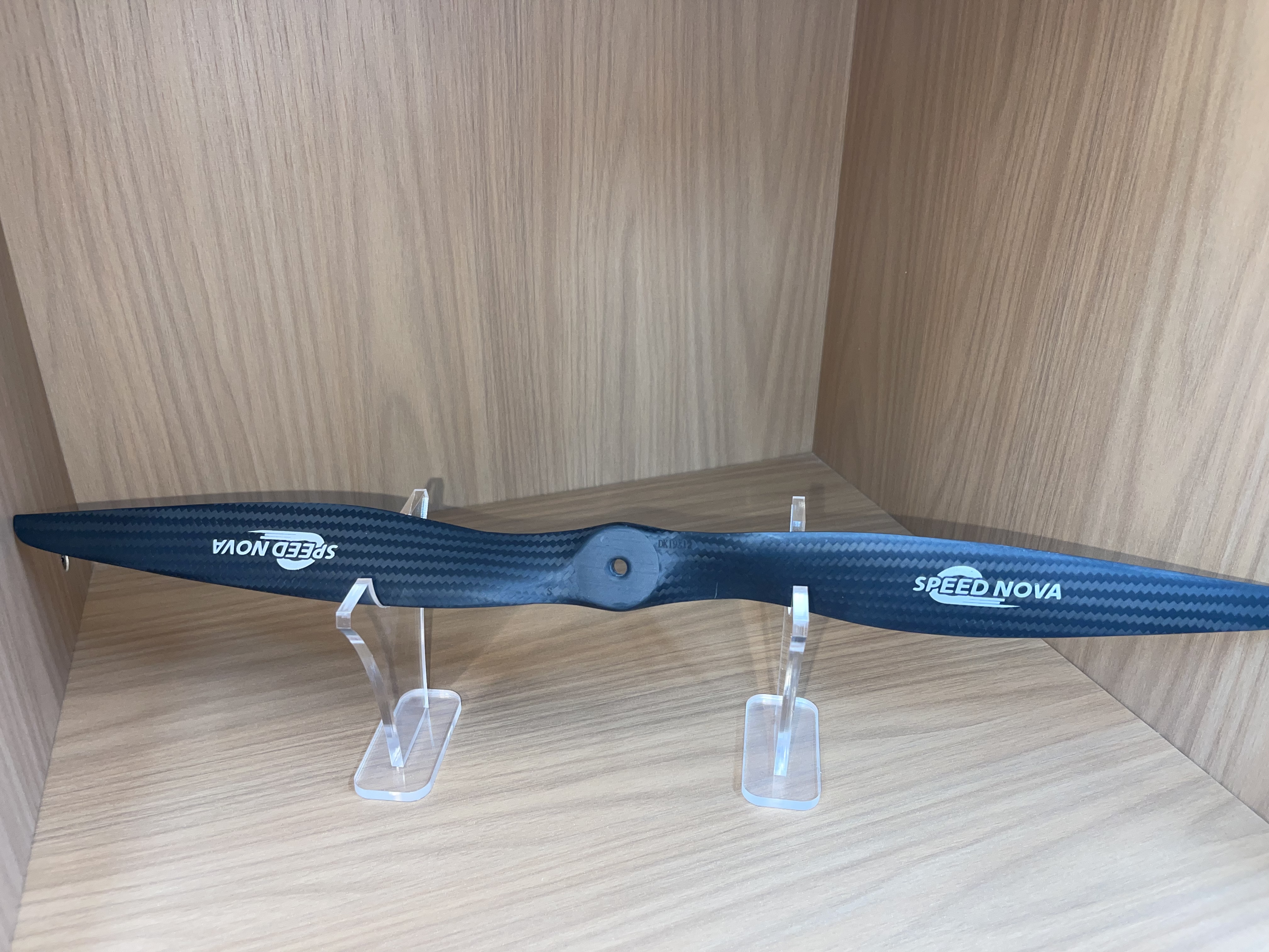 Specialized civil unmanned aerial vehicle (UAV) machinery and industrial equipment for unmanned aerial vehicle (UAV) propeller and blade line laying, as well as automated line laying operations Application Scenario