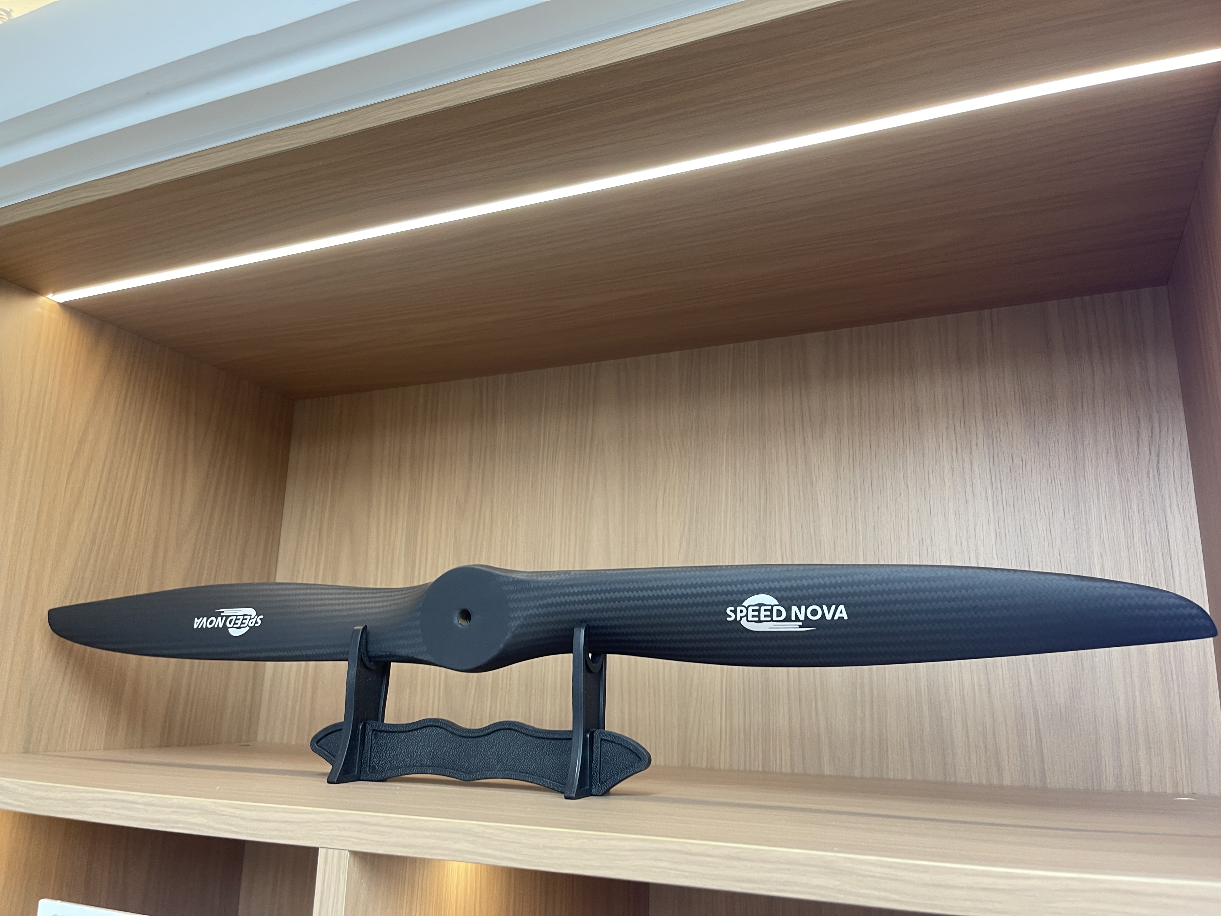 Drone propellers, drone blades, drone propeller blades, carbon fiber propellers, carbon fiber propeller blades, Corbett civil drone supporting equipment, aircraft with built-in high-definition cameras, unmanned Specification image