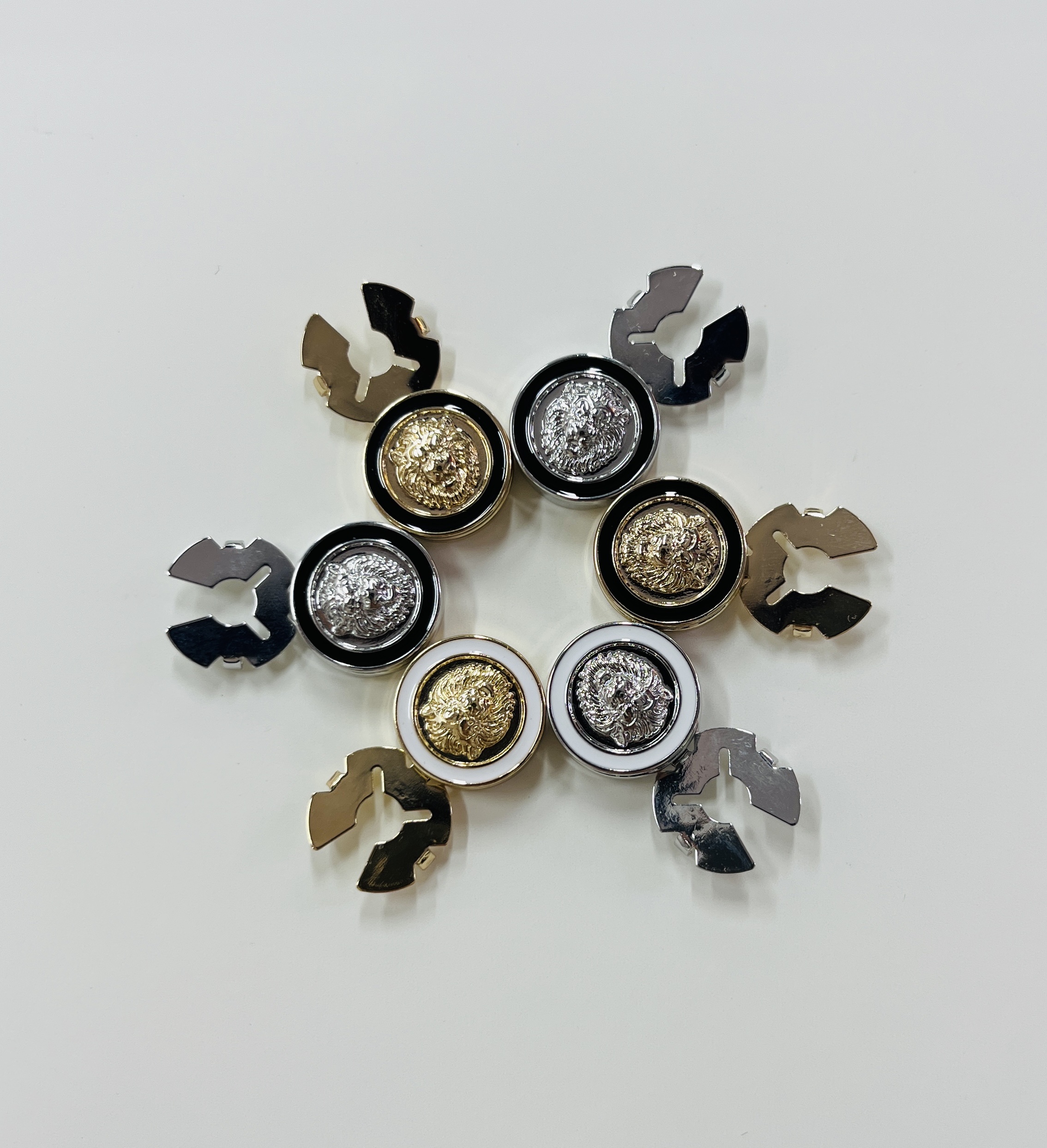 New French cufflink clothing shirt sleeve turtle button cross-border fashion design shirt collar button bottom support accessory Application Scenario