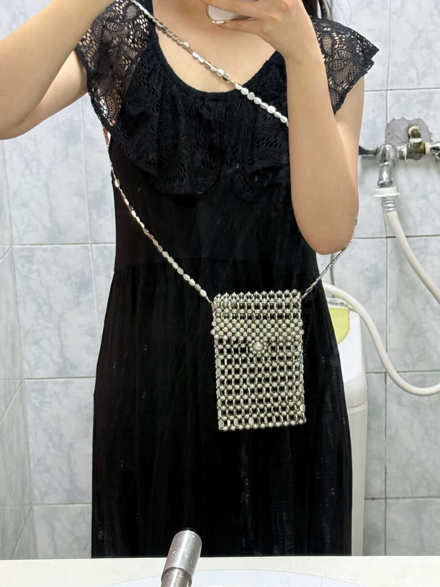 Metal beaded crossbody bag for women 2026 new style, high-end chain small shoulder bag, fashionable and versatile shoulder bag