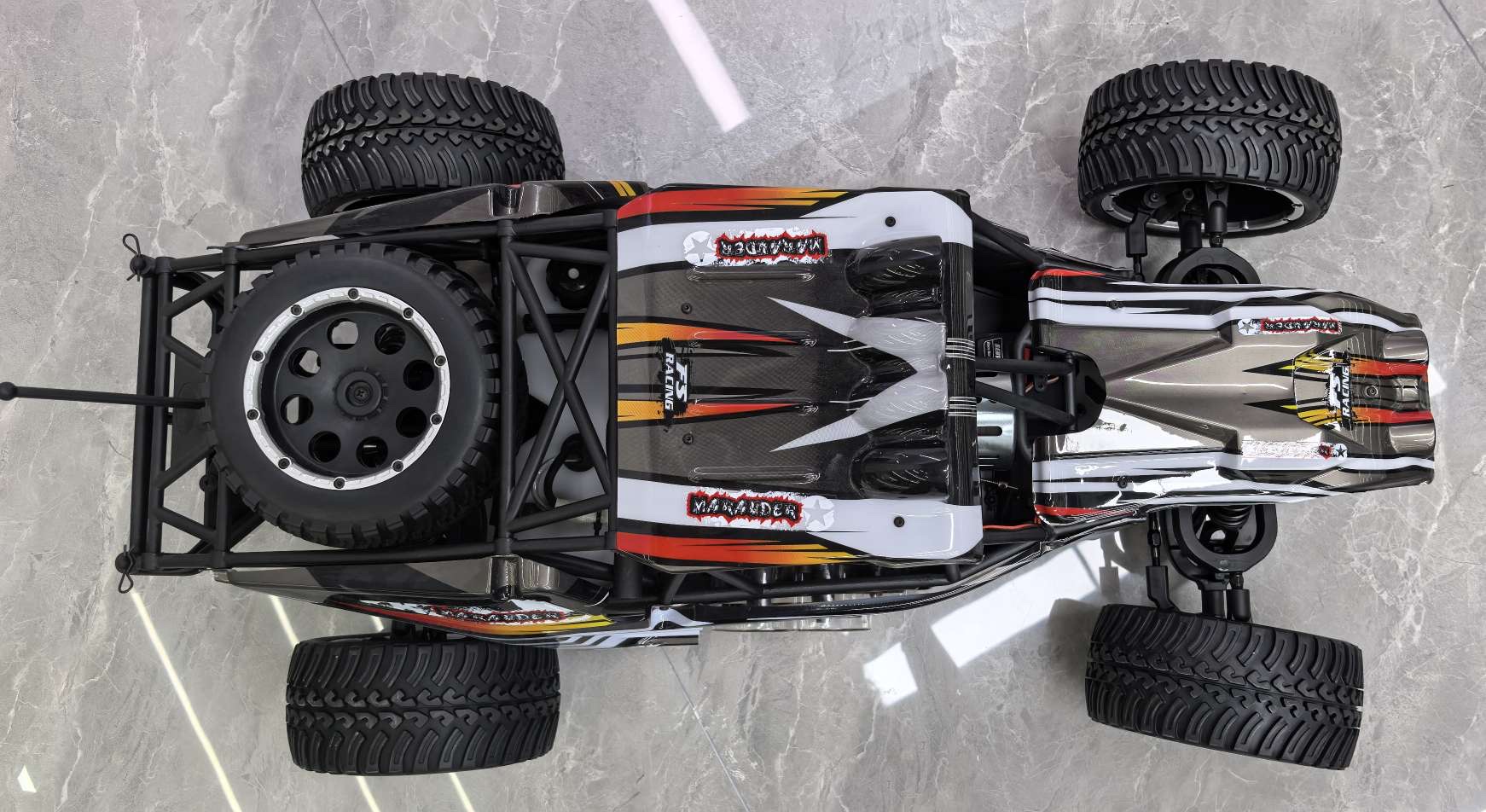 Feishen FS fuel vehicle 1:5 remote control fuel vehicle off-road desert truck 4-wheel drive fuel-powered model car details Picture