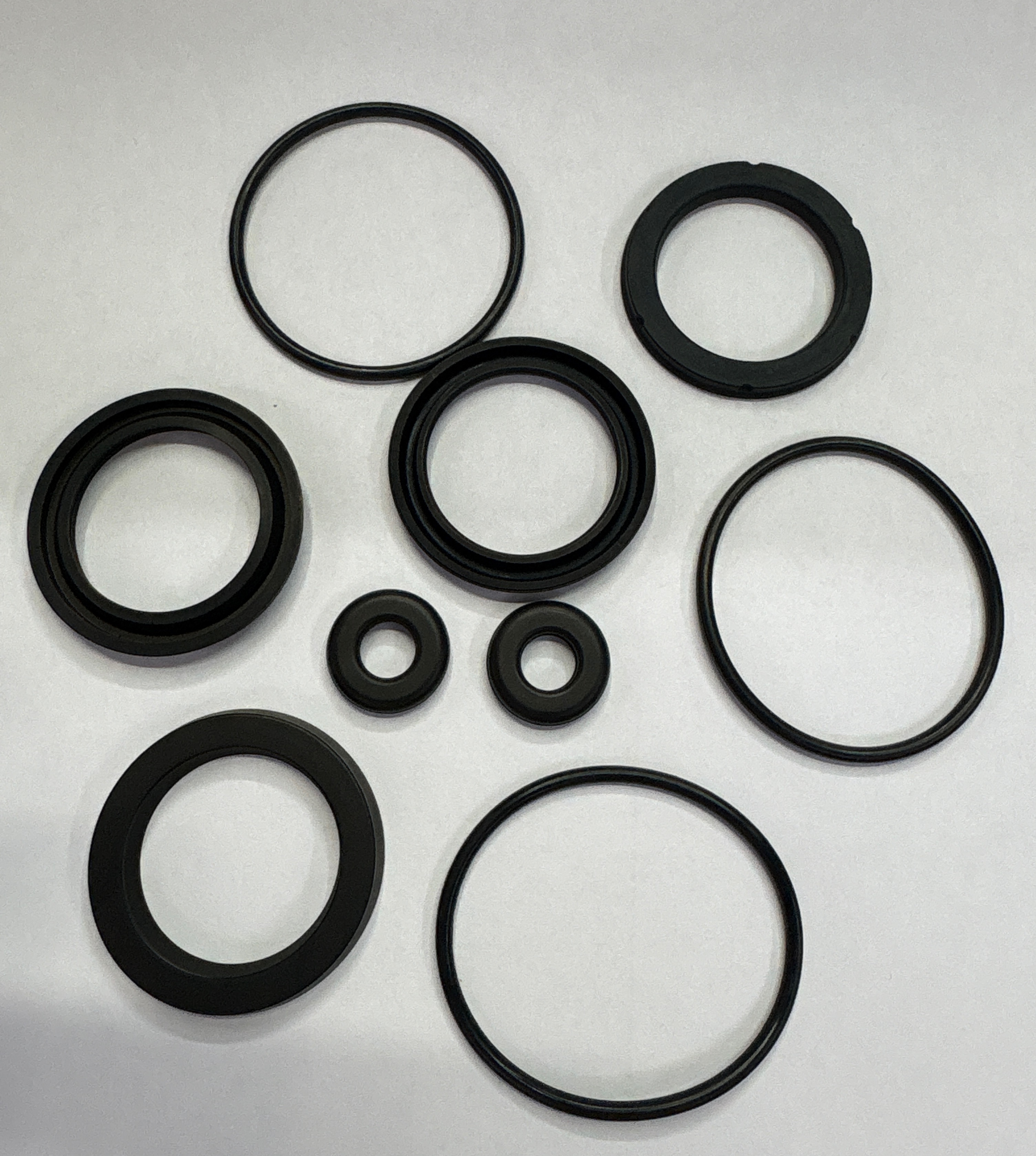 Bomba total de frenos automotriz piezas del sistema de frenos piezas de montaje de bomba total de frenos para mantenimiento duradero de alto rendimiento 8-97254775-0 8972547750 IS88231
