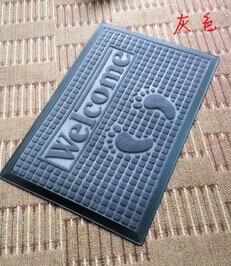 The door entrance is lined with rubber floor MATS at the bottom, anti-slip MATS and carpets detail image 2