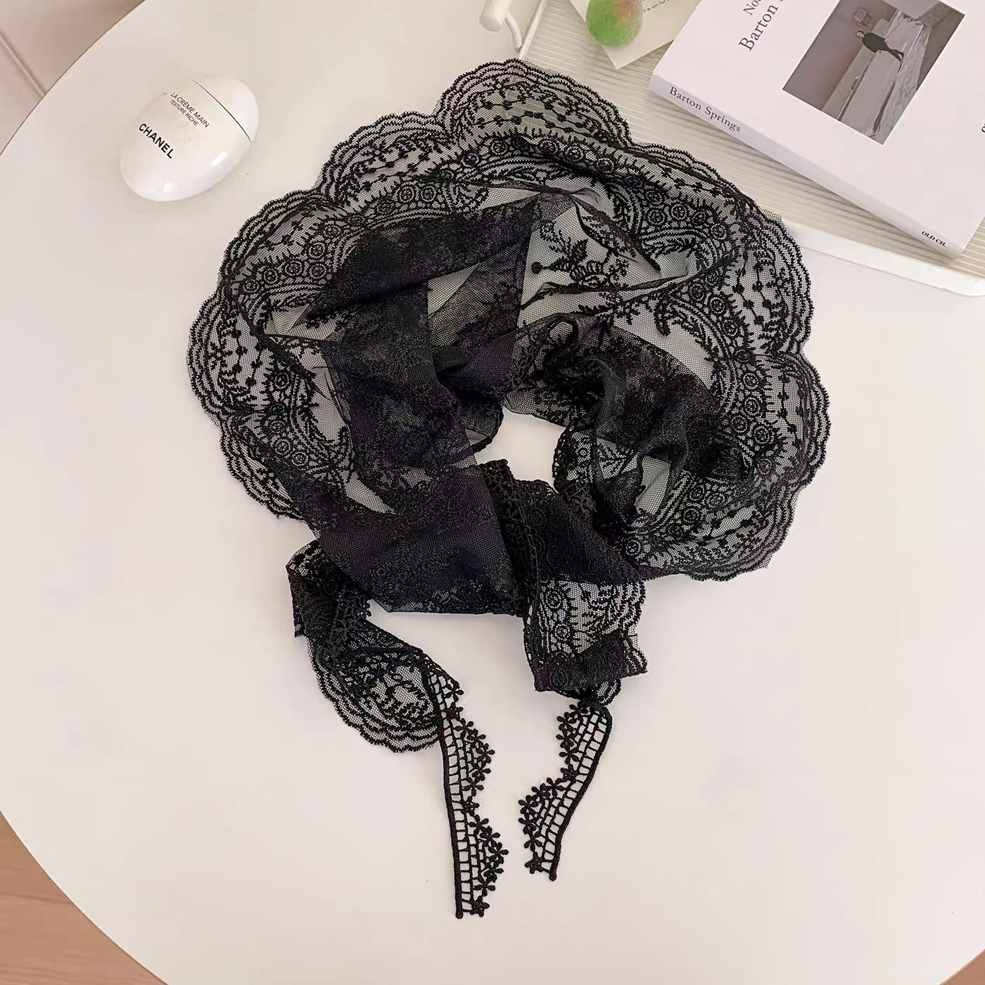 Hot-selling triangular scarves, headscarves and fart curtains Item Picture