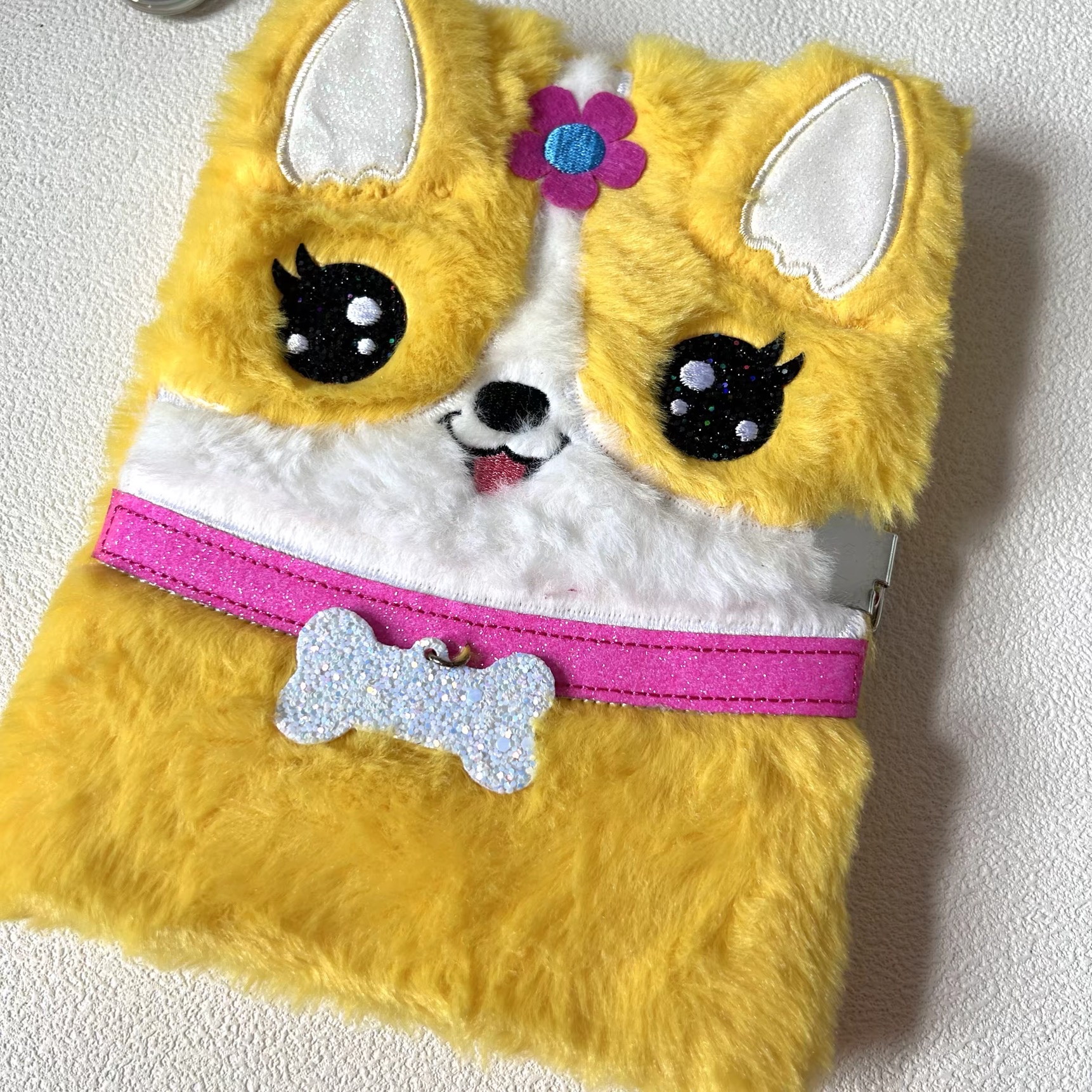 Cute plush lockable cartoon girl A5 diary notebook for export to Spain full image