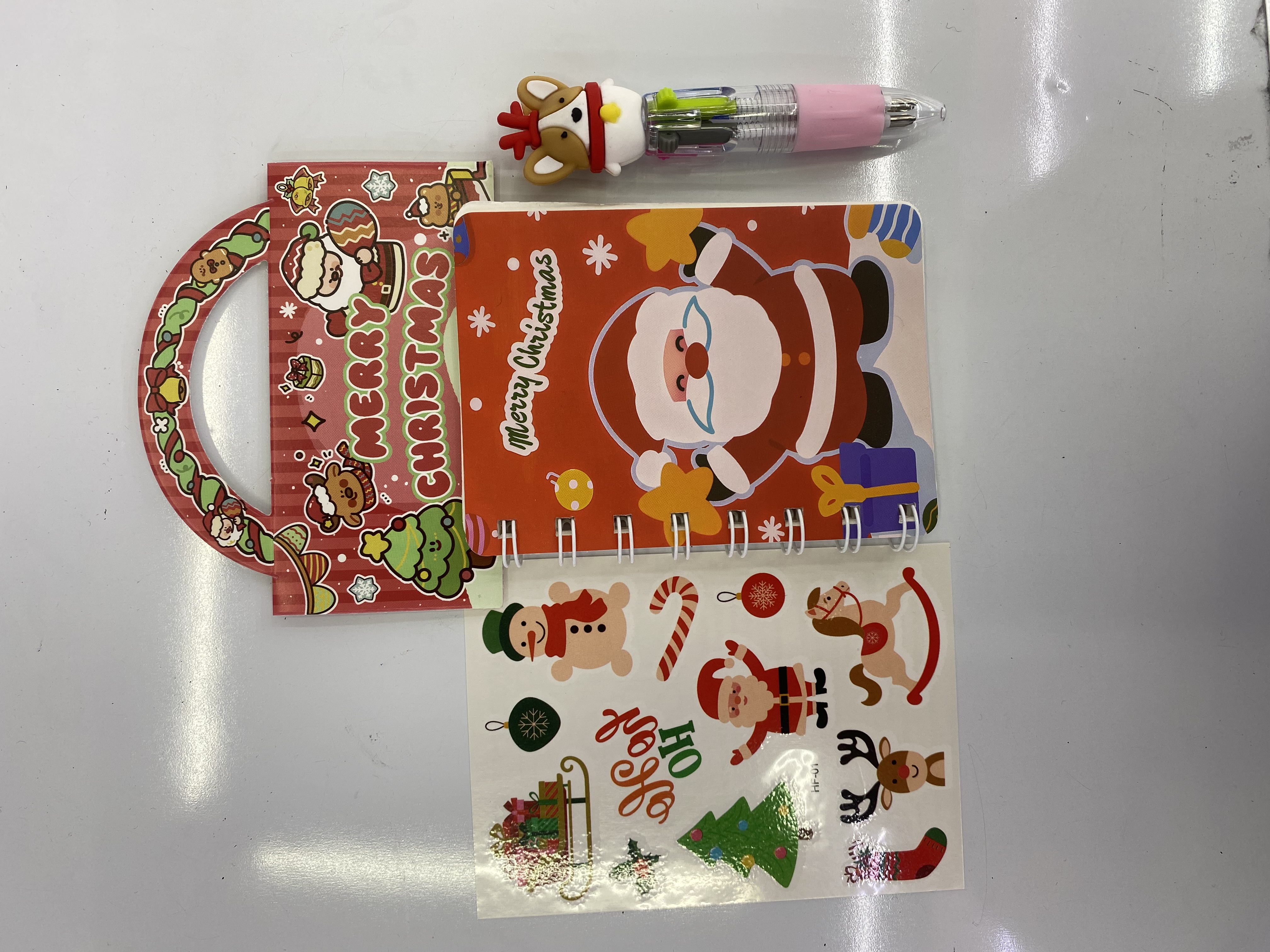 In-stock Christmas stationery gift box sets, learning stationery, Christmas gifts, student reward gifts, institutional souvenirs, cross-border Item Picture