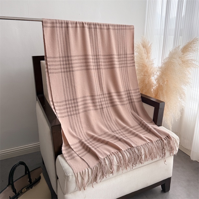A faux cashmere scarf is a comfortable shawl and scarf for women to keep warm in autumn and winter detail image 11