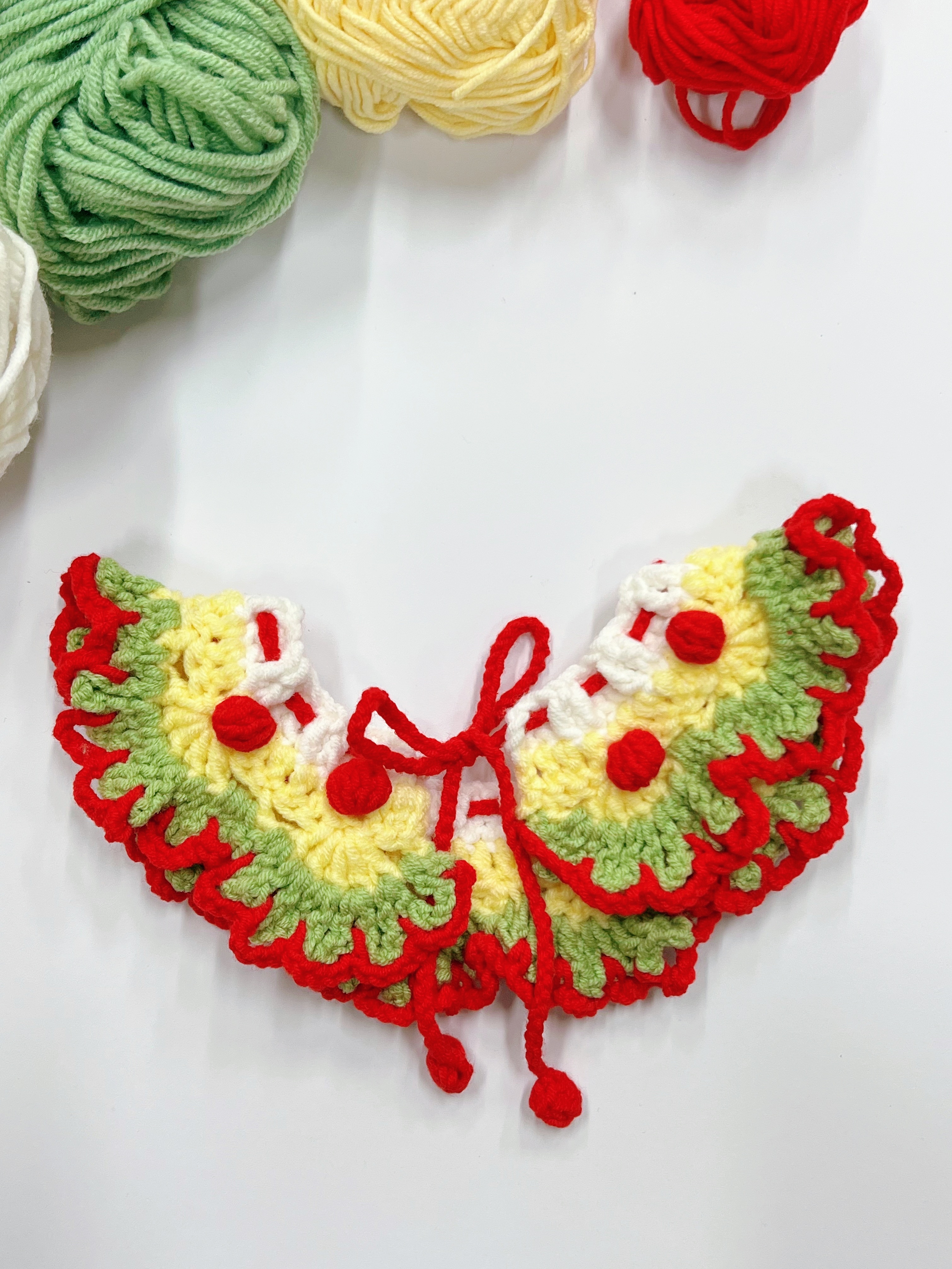 Crochet hecho a mano navidad viento pet collar rojo amarillo verde bola bobo gatito cuello gato perro decorativo collar DIY lana material bolsa Item Picture