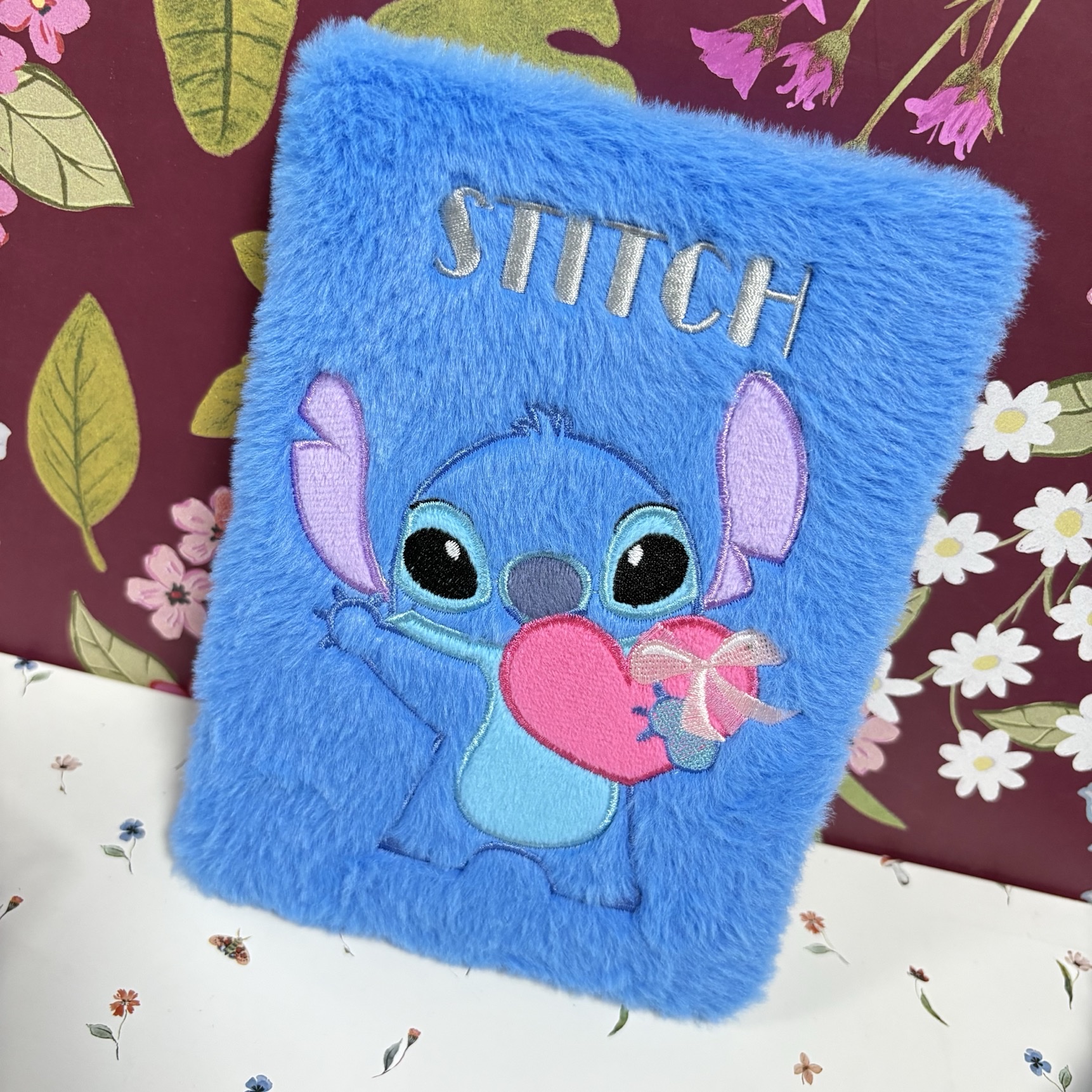 A comprehensive collection of Teddy plush books, full-color mixed pages, high appearance level, handbooks, silicone decorative pen holders, notebooks Specification image