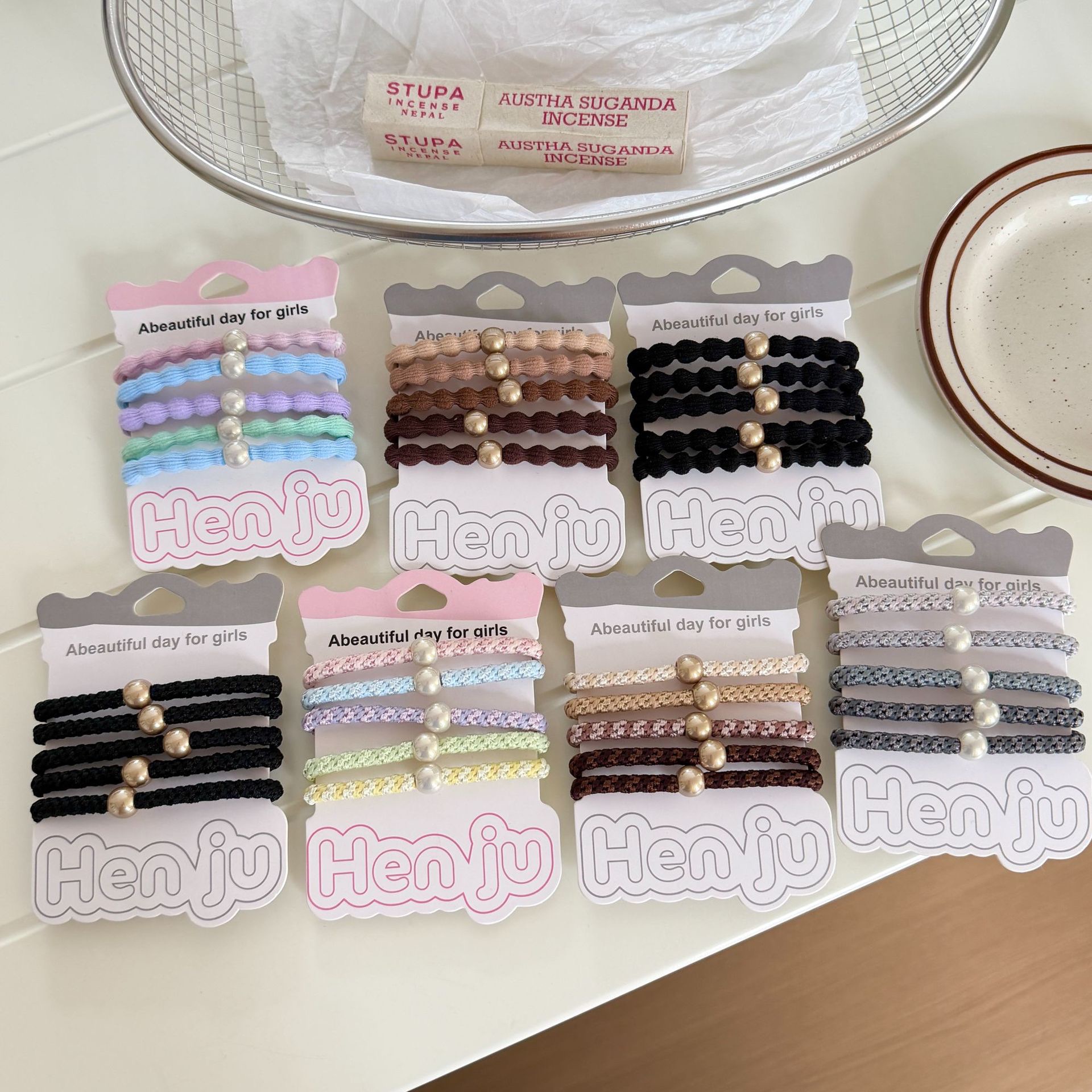 Línea de color de costa perla beanie elástico elástico anillo de pelo para mujeres alta estiramiento cola de caballo sin marcas cuerda de cabeza 2026 nuevo estilo cuerda de pelo tocados details Picture