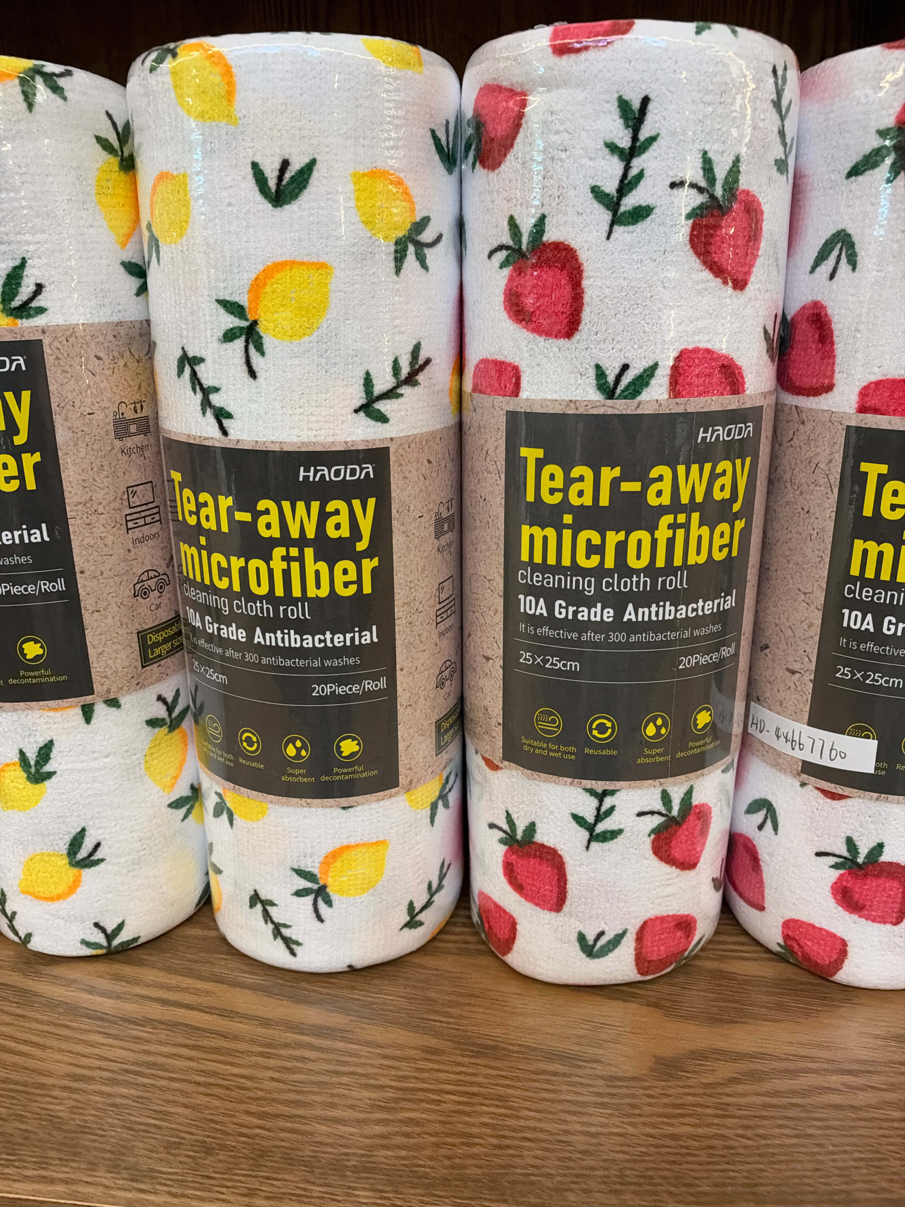 Multi-functional household cleaning cloth