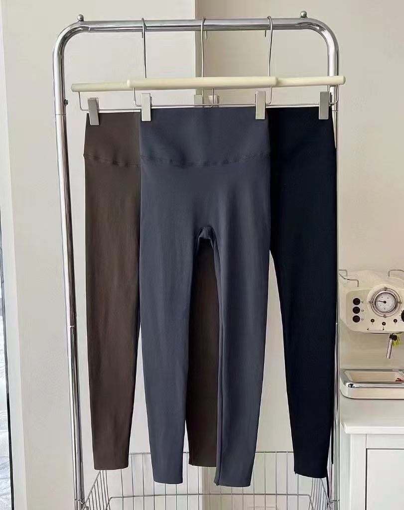 Yoga sportswear pants: 9-point solid color leggings, women's casual, comfortable and breathable pants, stretchable high-waists, yoga pants, women's tight fitness wear, lulu yoga pants